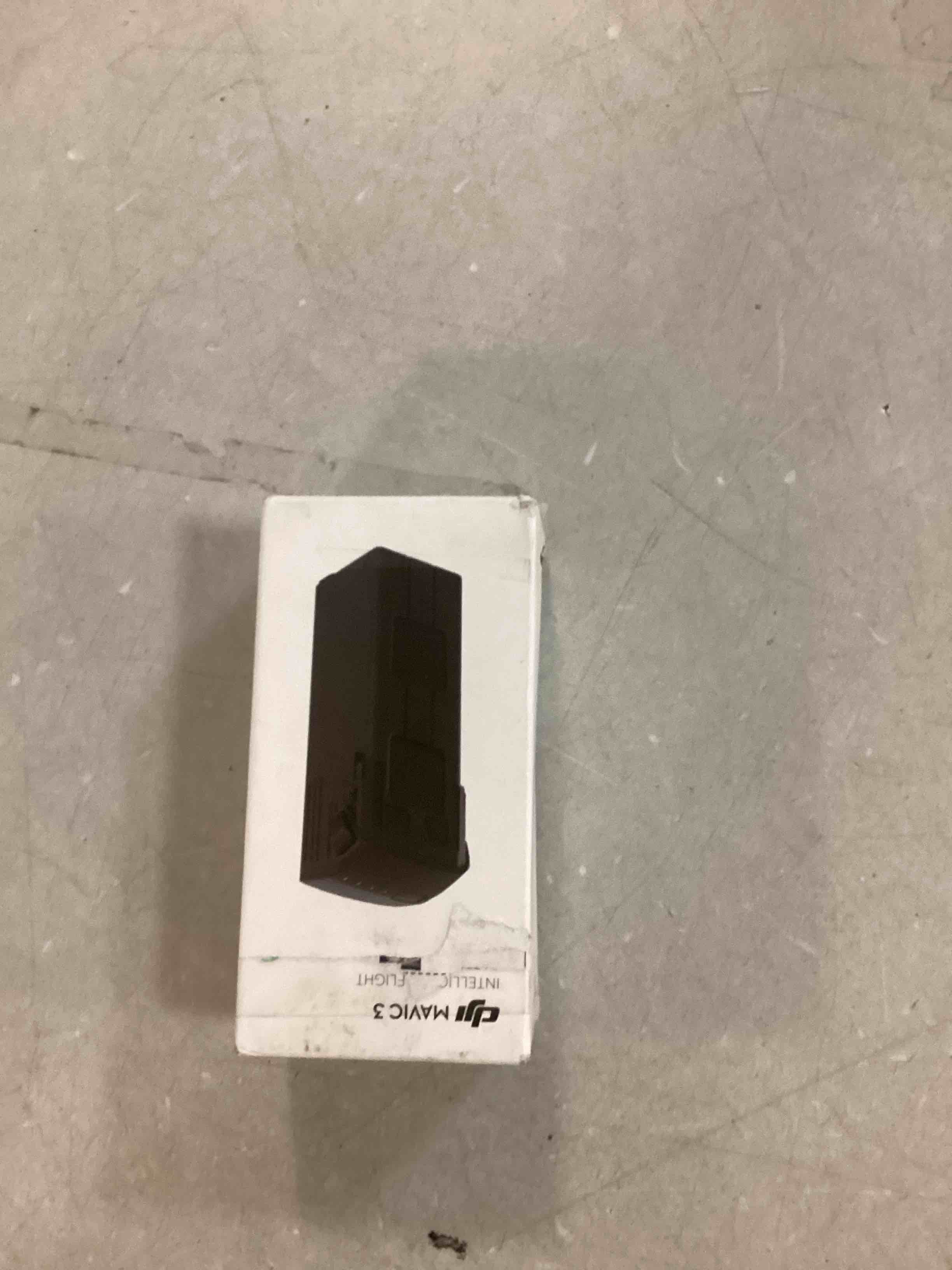 https://s3.amazonaws.com/lotting-images-prod/bidfta/GRA0102929_1727741010149.jpeg