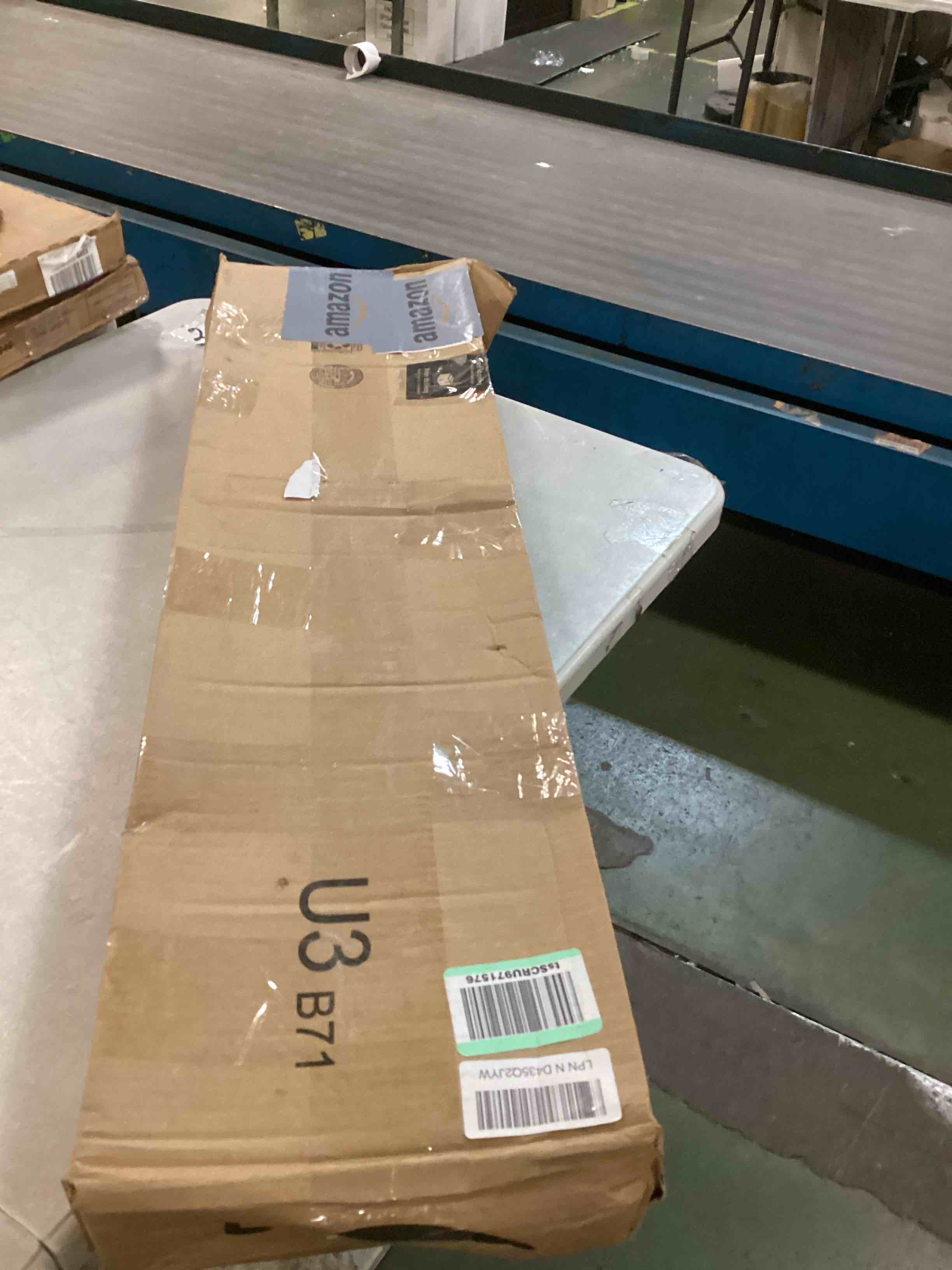 https://s3.amazonaws.com/lotting-images-prod/bidfta/GRA0103809_1727241157484.jpeg