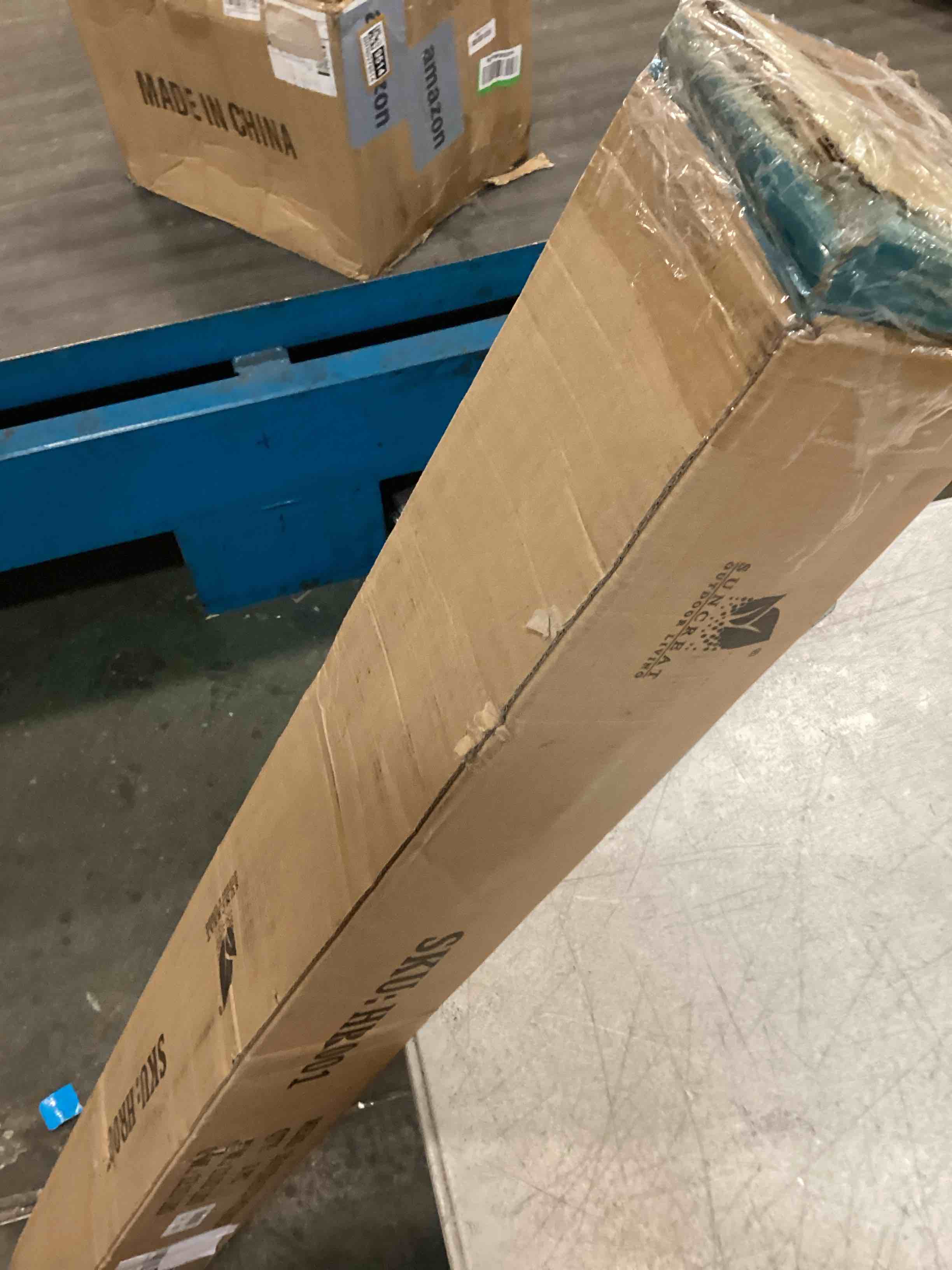 https://s3.amazonaws.com/lotting-images-prod/bidfta/GRA0104364_1727717860326.jpeg