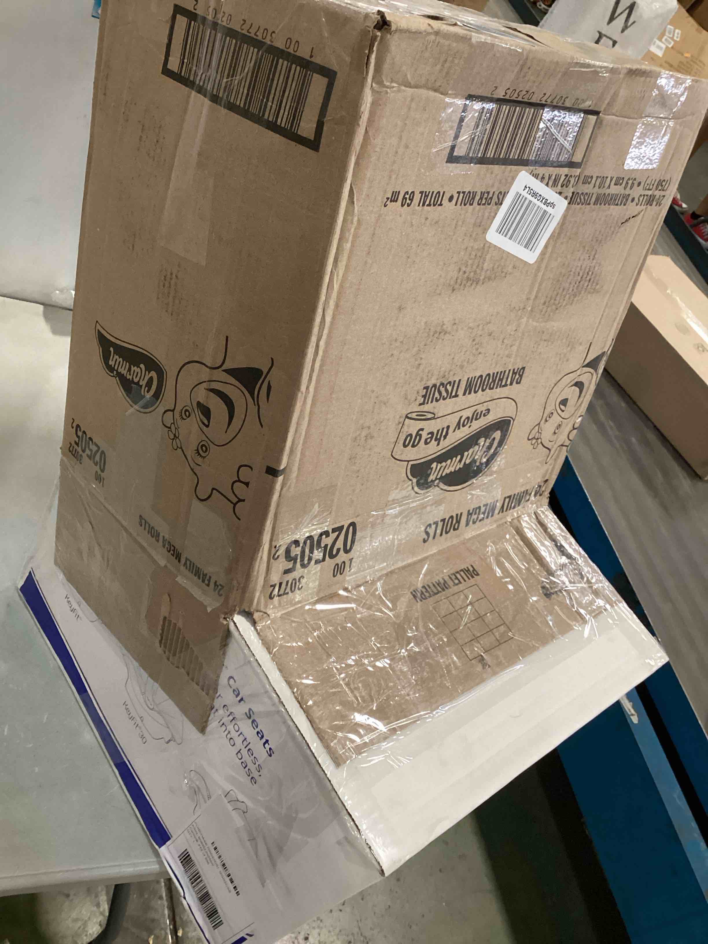 https://s3.amazonaws.com/lotting-images-prod/bidfta/GRA0105727_1727188597544.jpeg