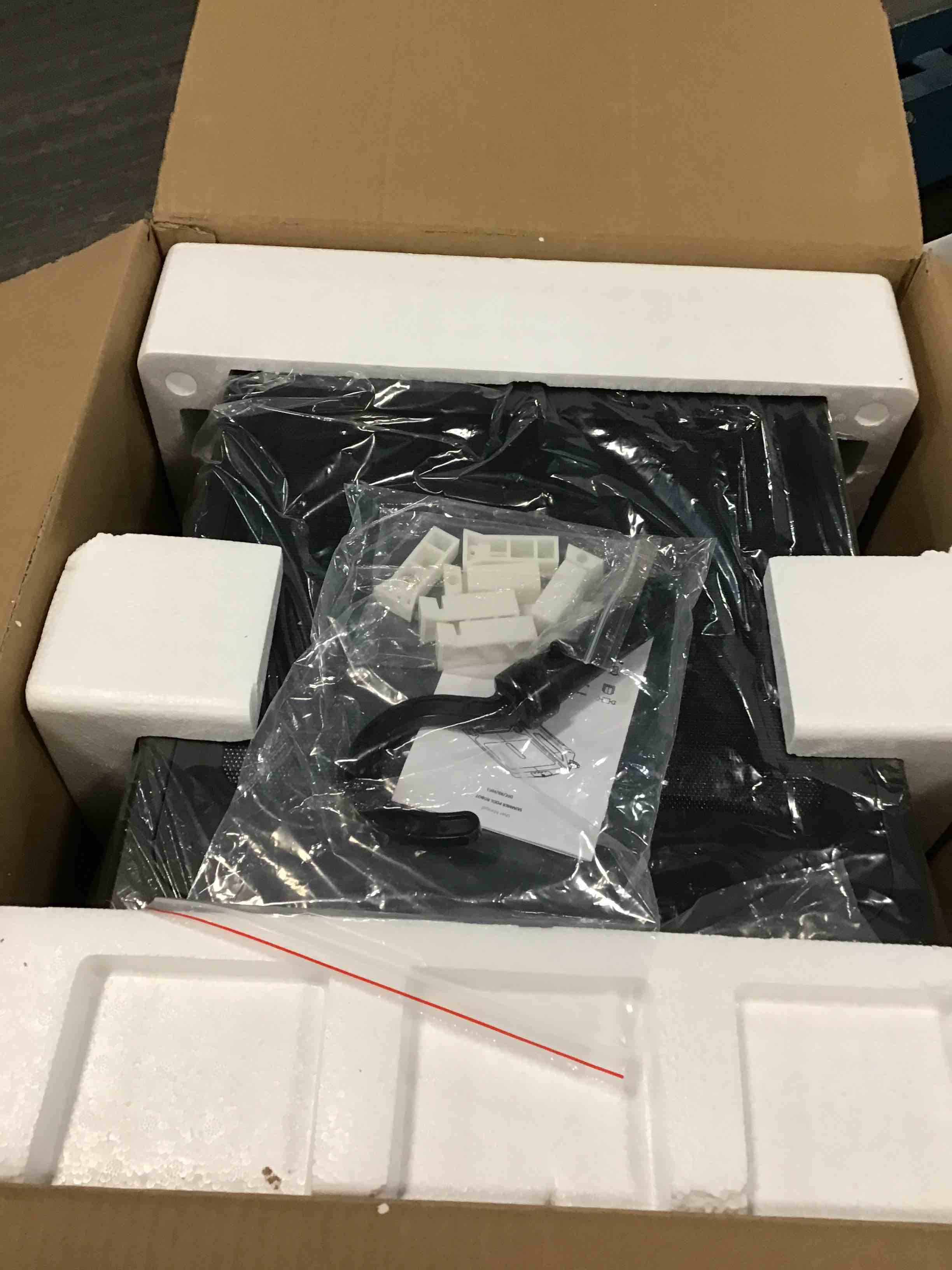 https://s3.amazonaws.com/lotting-images-prod/bidfta/GRA0106105_1733183645746.jpeg