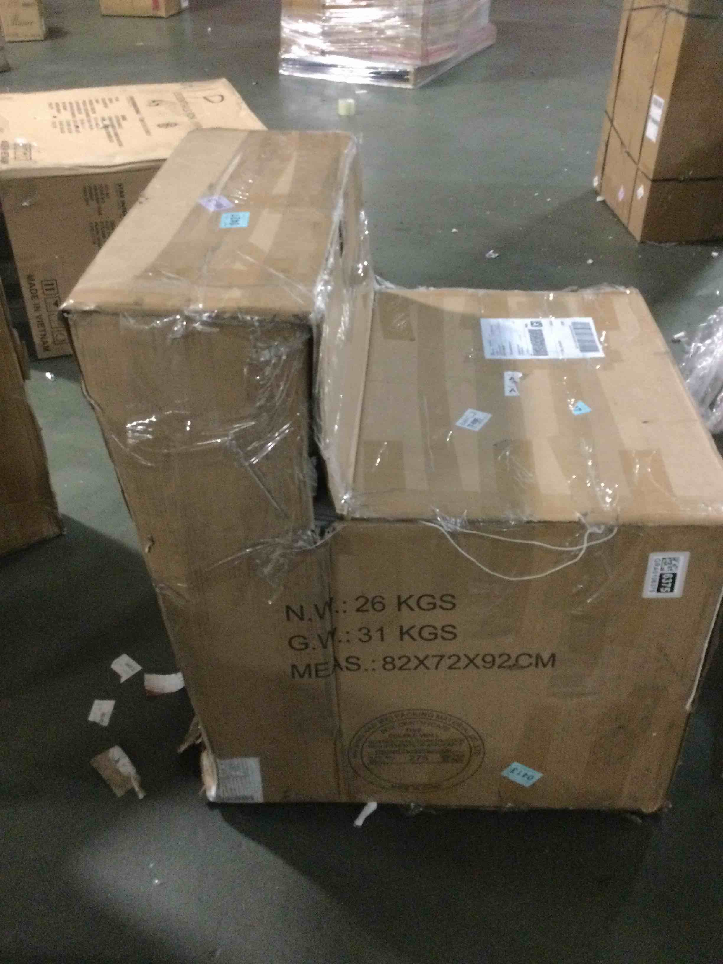 https://s3.amazonaws.com/lotting-images-prod/bidfta/GRA0106375_1732667702697.jpeg