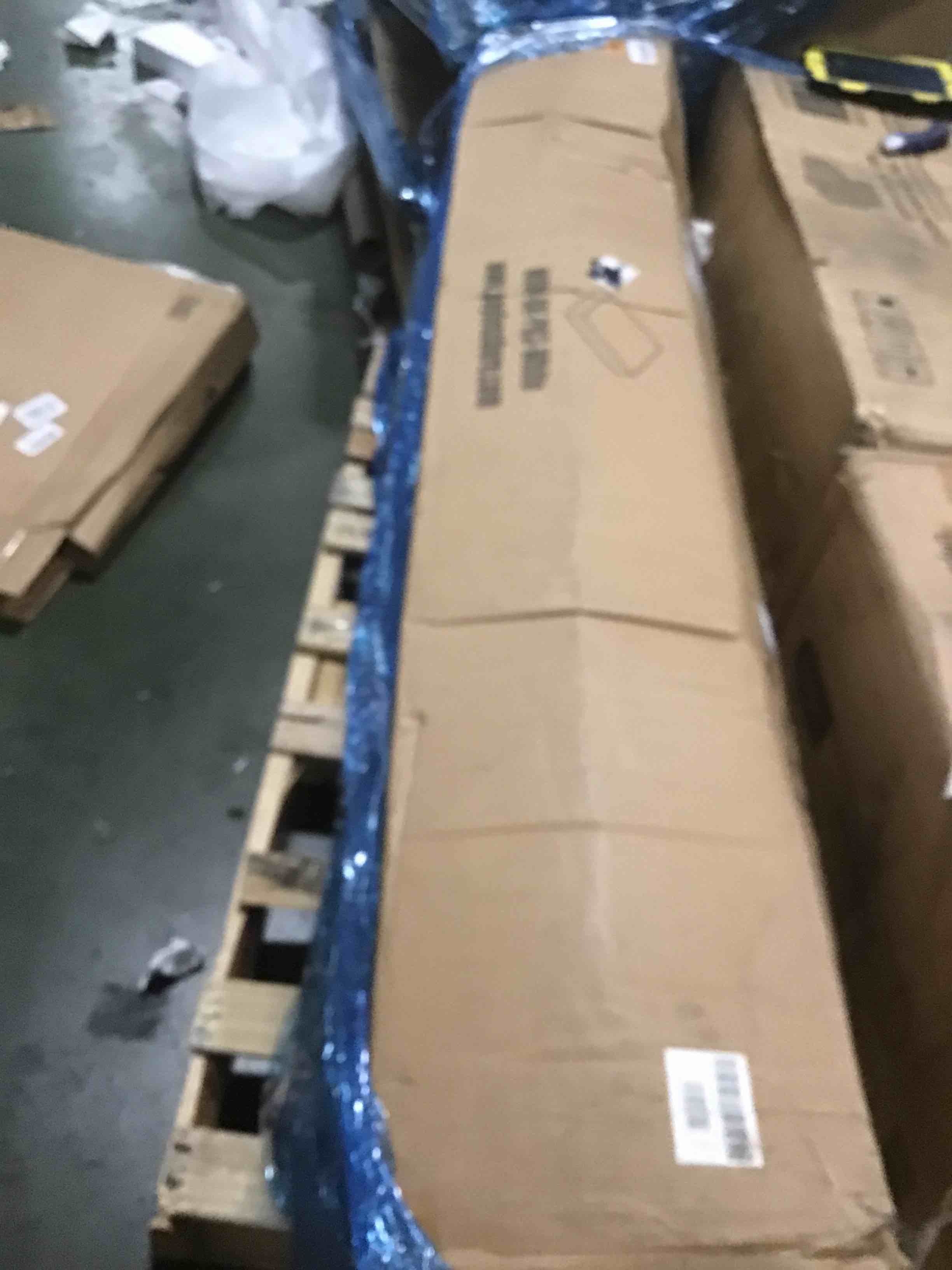 https://s3.amazonaws.com/lotting-images-prod/bidfta/GRA0106472_1732584289802.jpeg