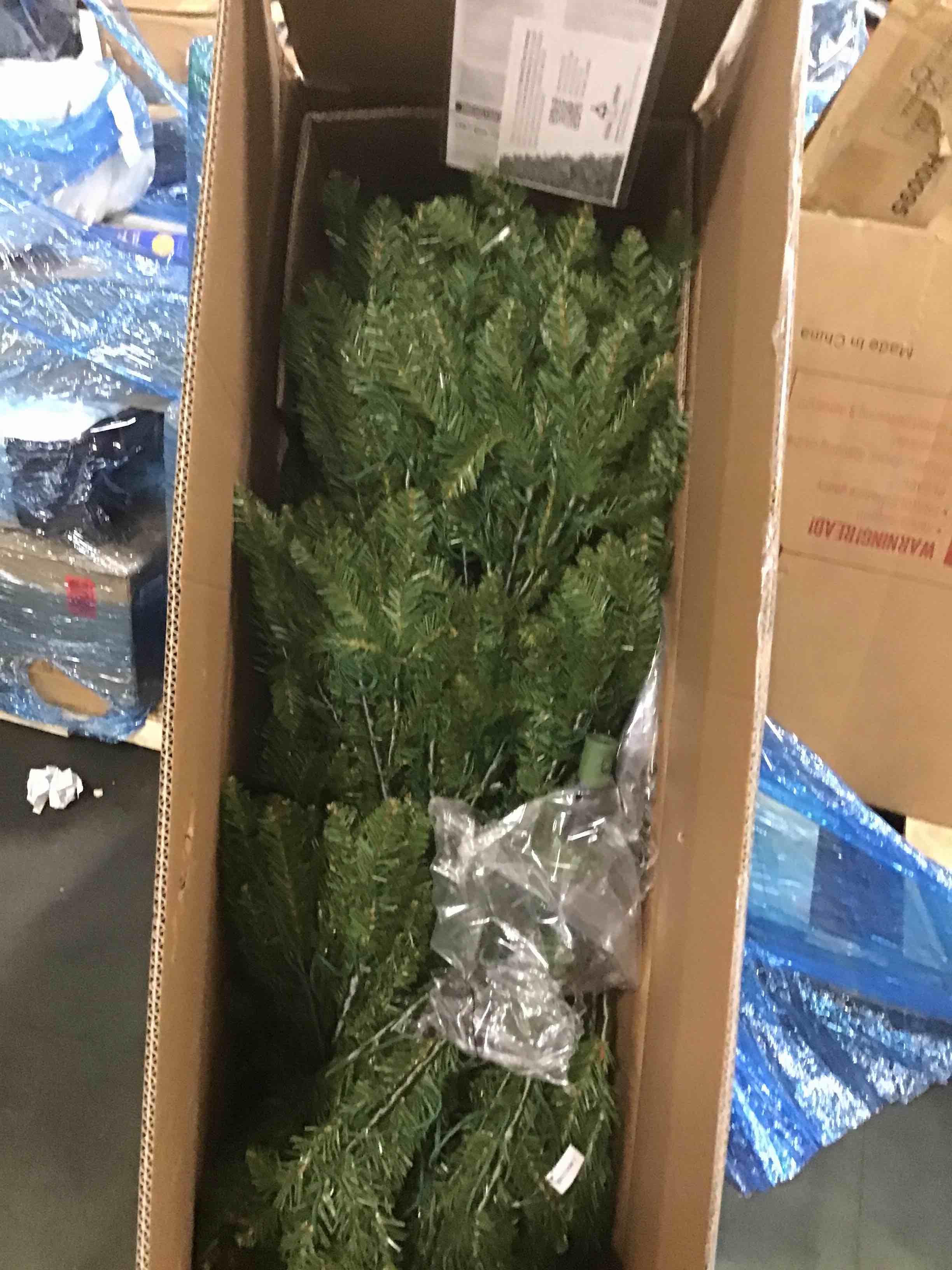 https://s3.amazonaws.com/lotting-images-prod/bidfta/GRA0107105_1732056381867.jpeg