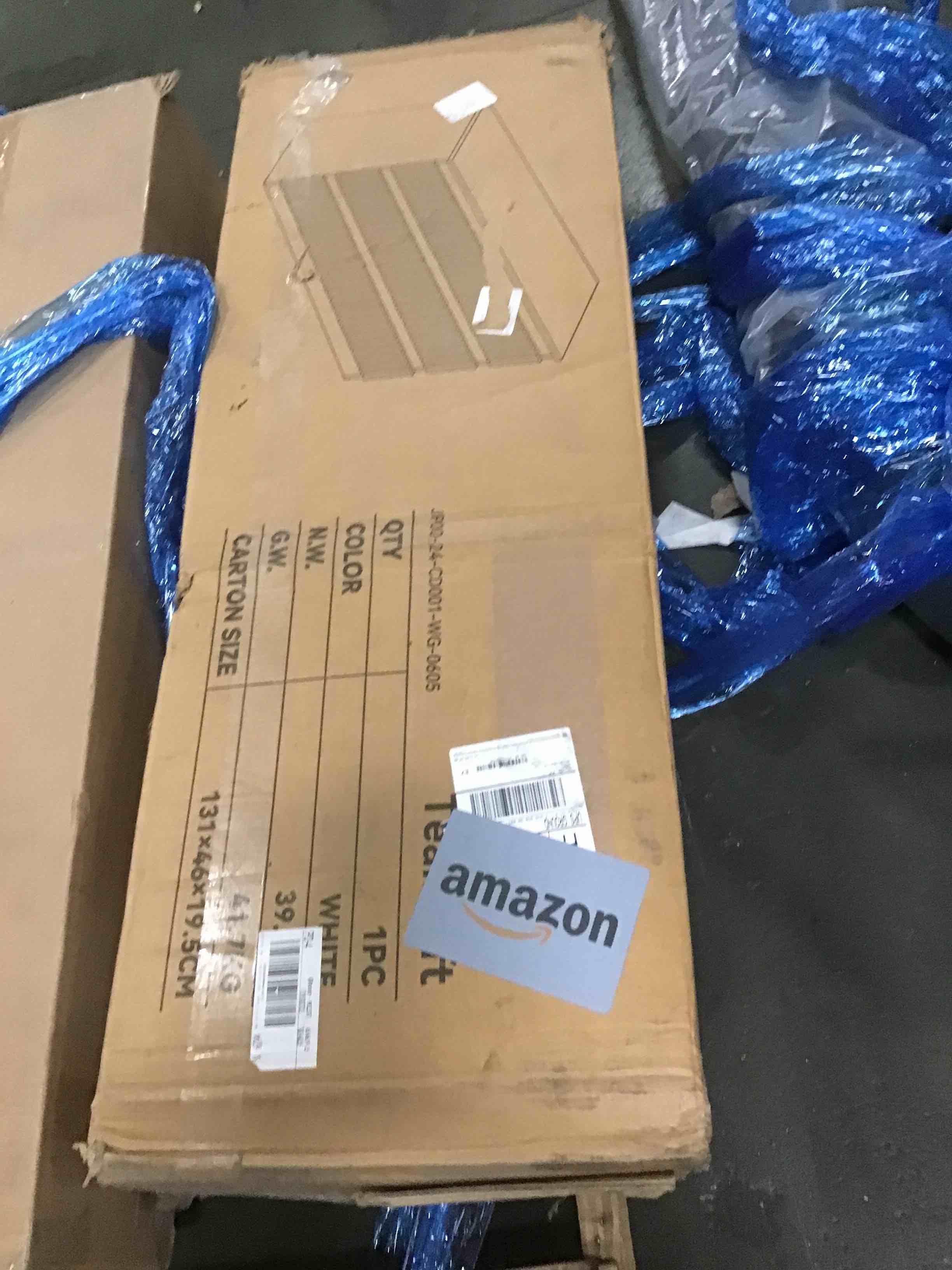 https://s3.amazonaws.com/lotting-images-prod/bidfta/GRA0107109_1732055180955.jpeg