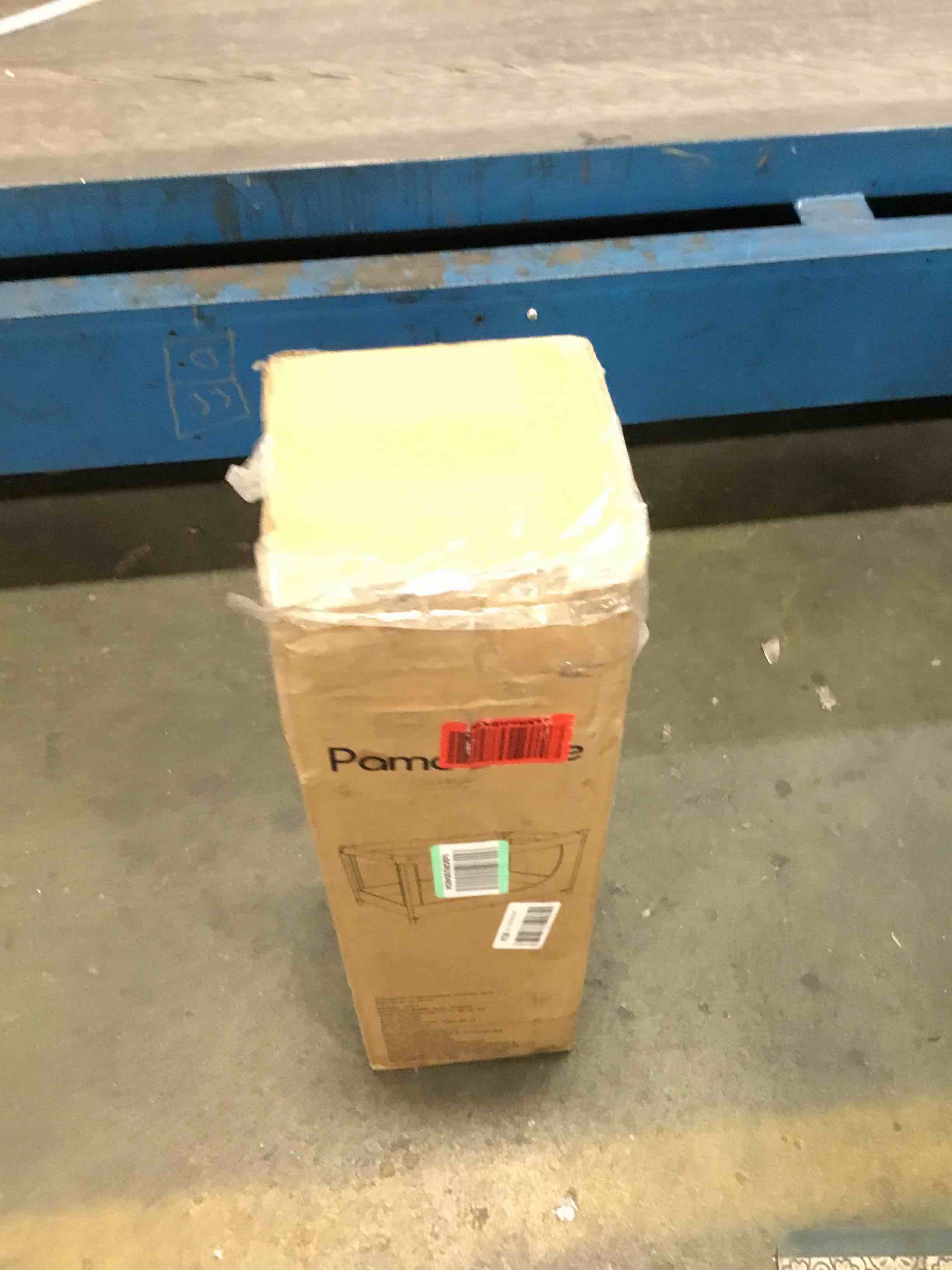 https://s3.amazonaws.com/lotting-images-prod/bidfta/GRA0107603_1731364286378.jpeg