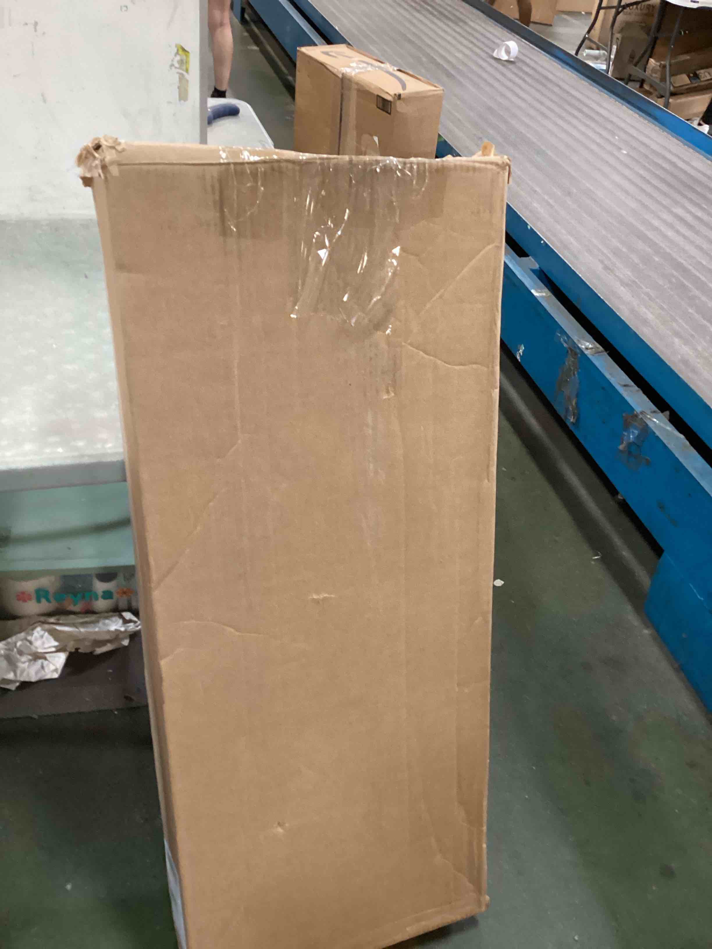 https://s3.amazonaws.com/lotting-images-prod/bidfta/GRA0107949_1726935346925.jpeg