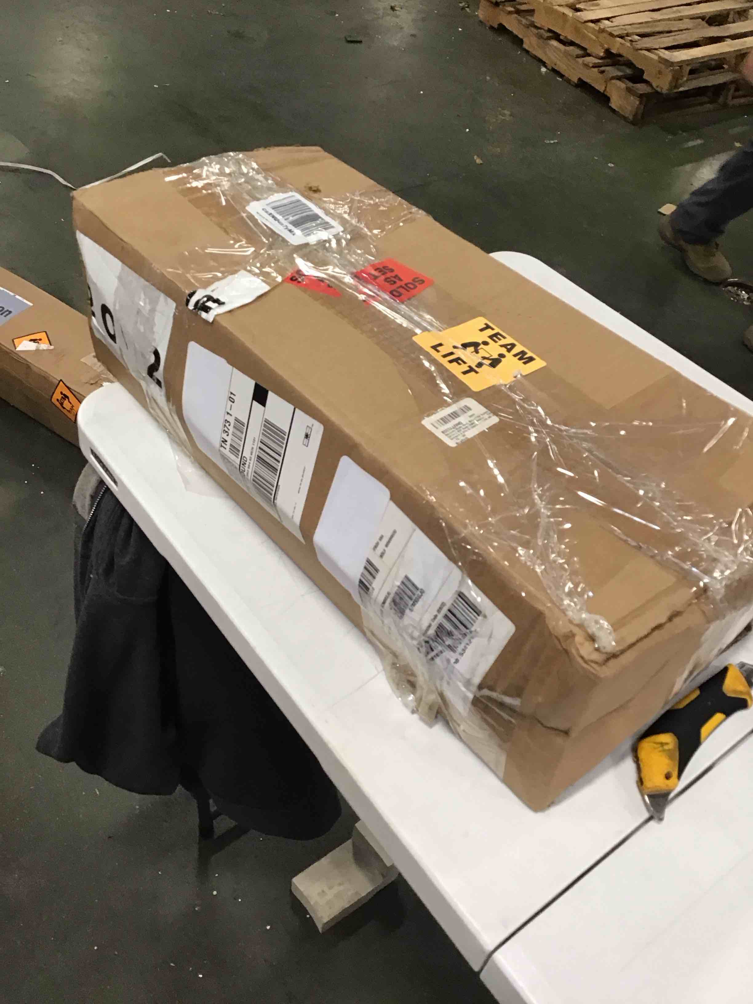 https://s3.amazonaws.com/lotting-images-prod/bidfta/GRA0110142_1732549668531.jpeg