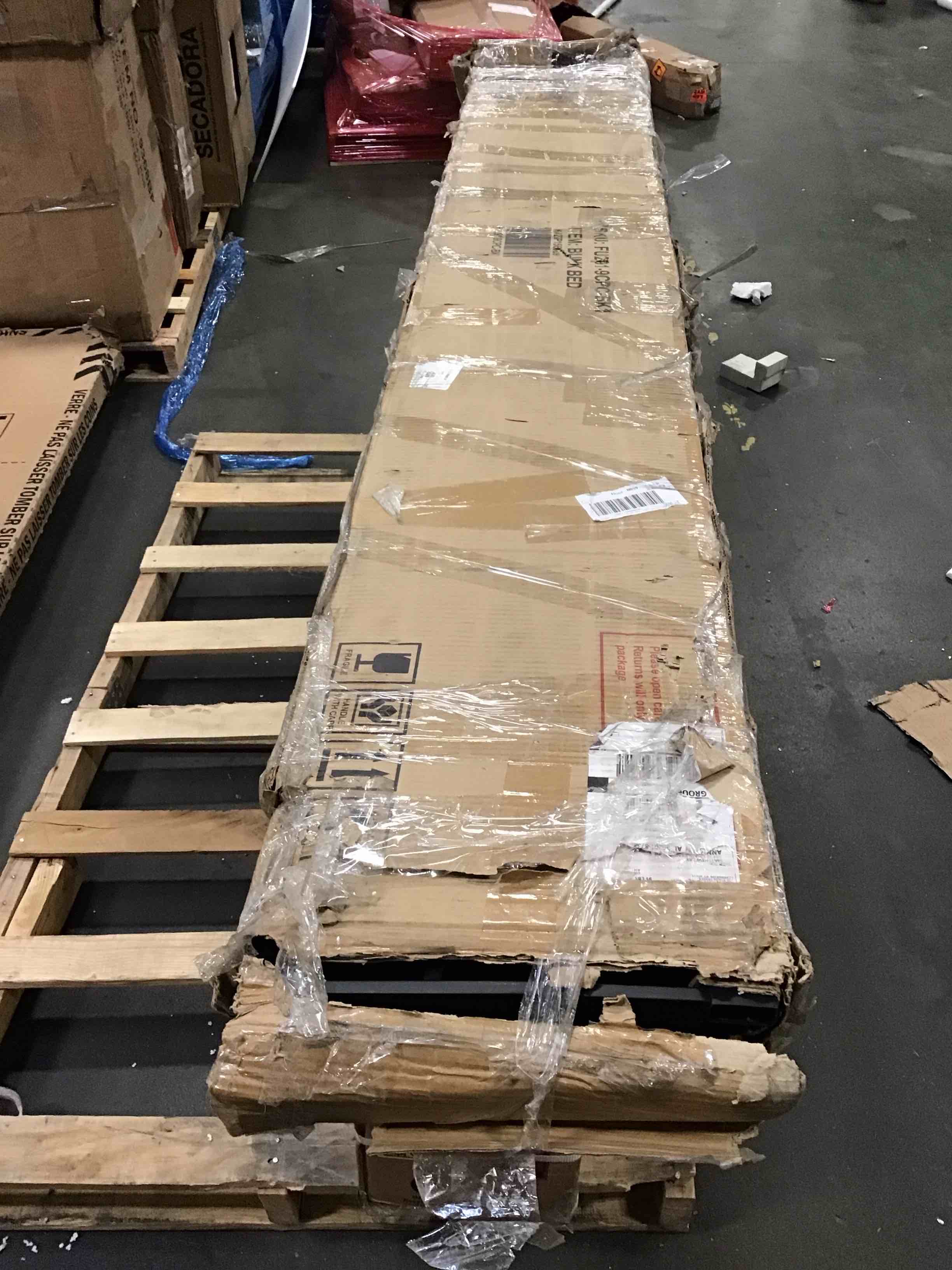 https://s3.amazonaws.com/lotting-images-prod/bidfta/GRA0110145_1732546352350.jpeg