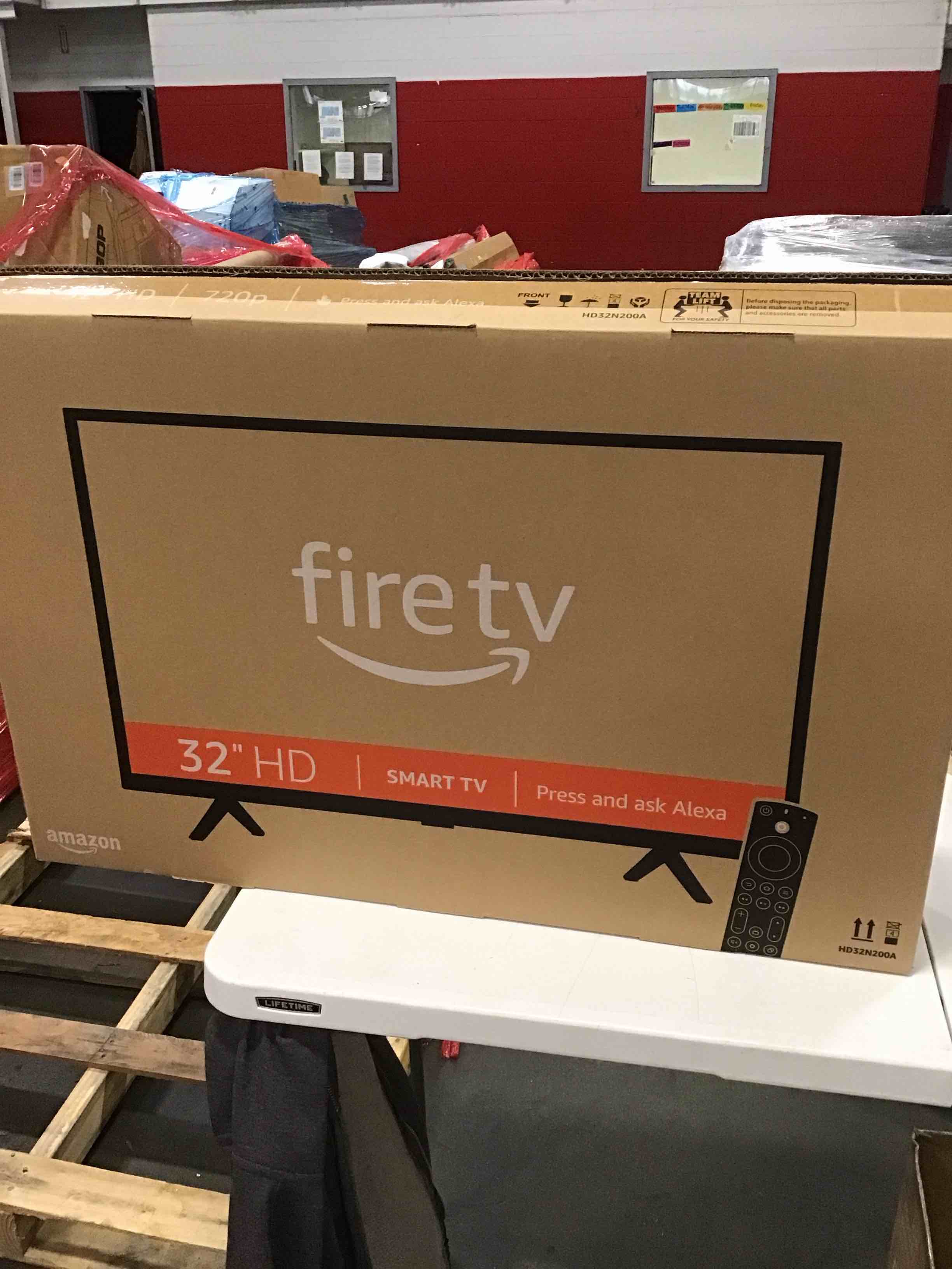 https://s3.amazonaws.com/lotting-images-prod/bidfta/GRA0110587_1732040274819.jpeg