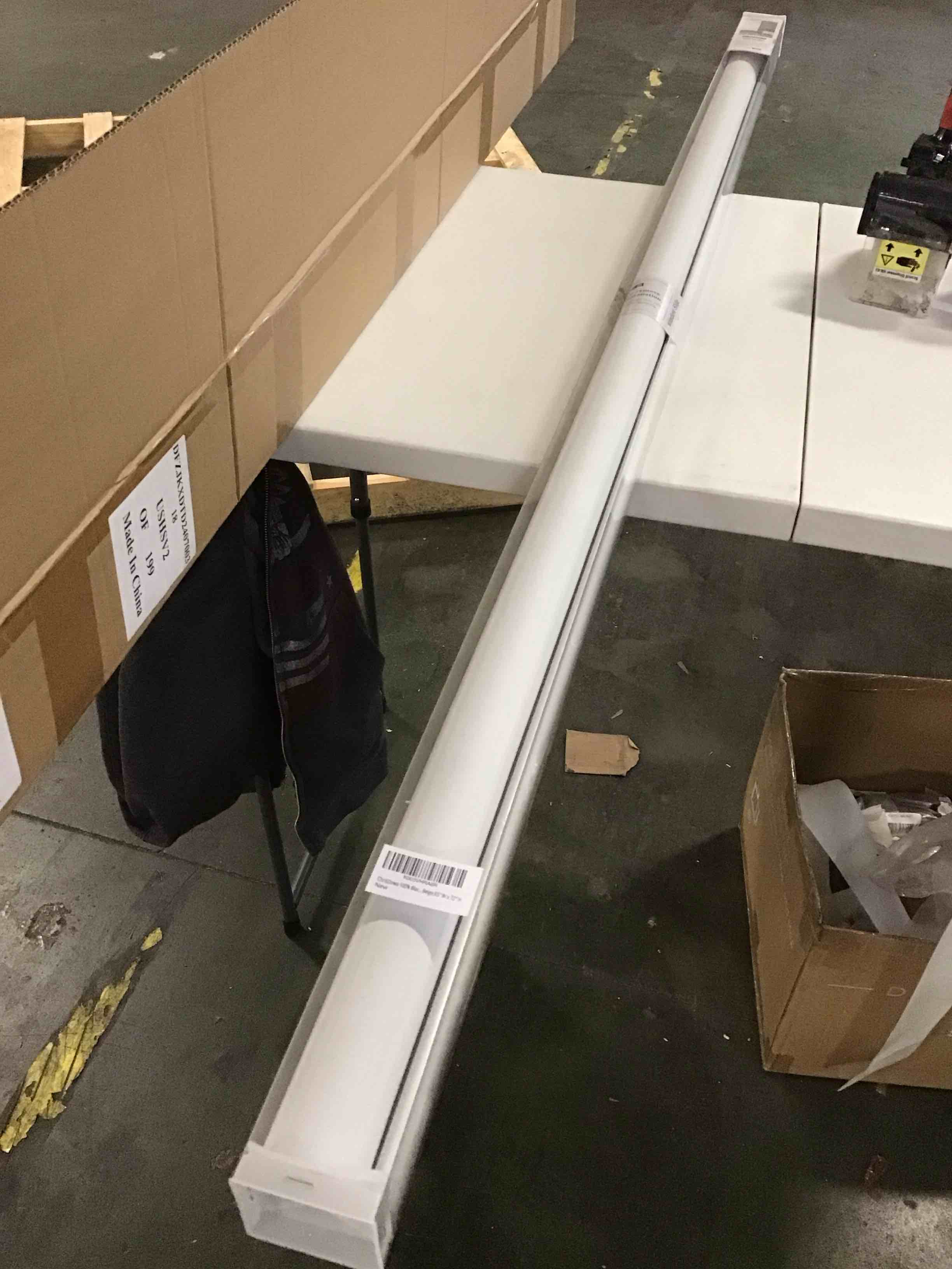https://s3.amazonaws.com/lotting-images-prod/bidfta/GRA0111060_1731613210657.jpeg