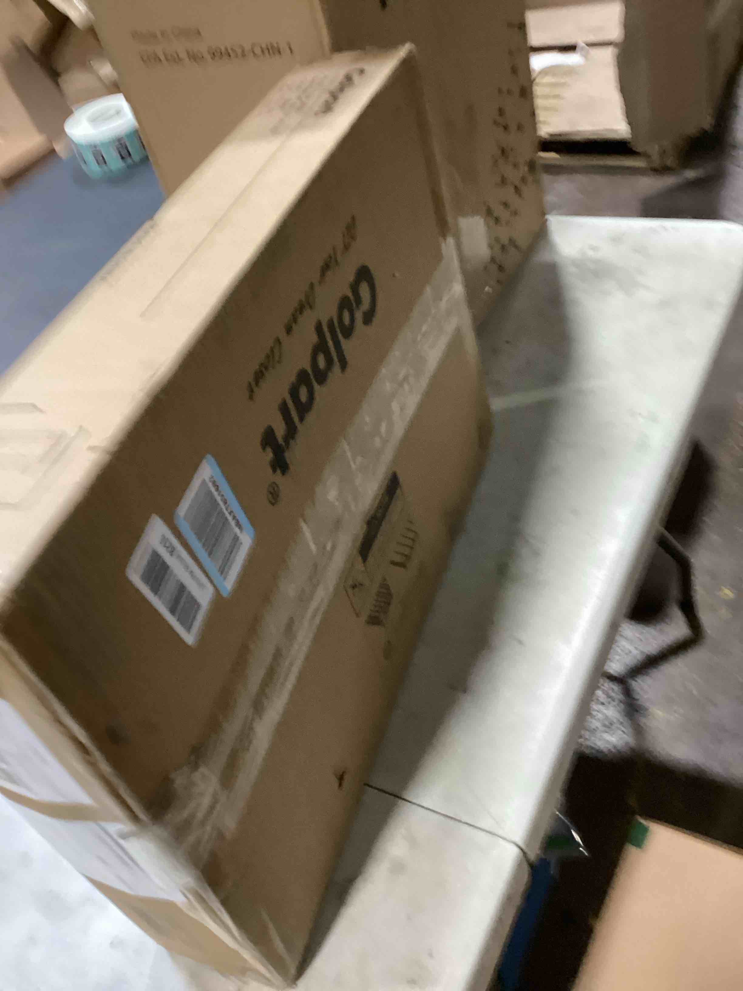 https://s3.amazonaws.com/lotting-images-prod/bidfta/GRA0112685_1733505707614.jpeg