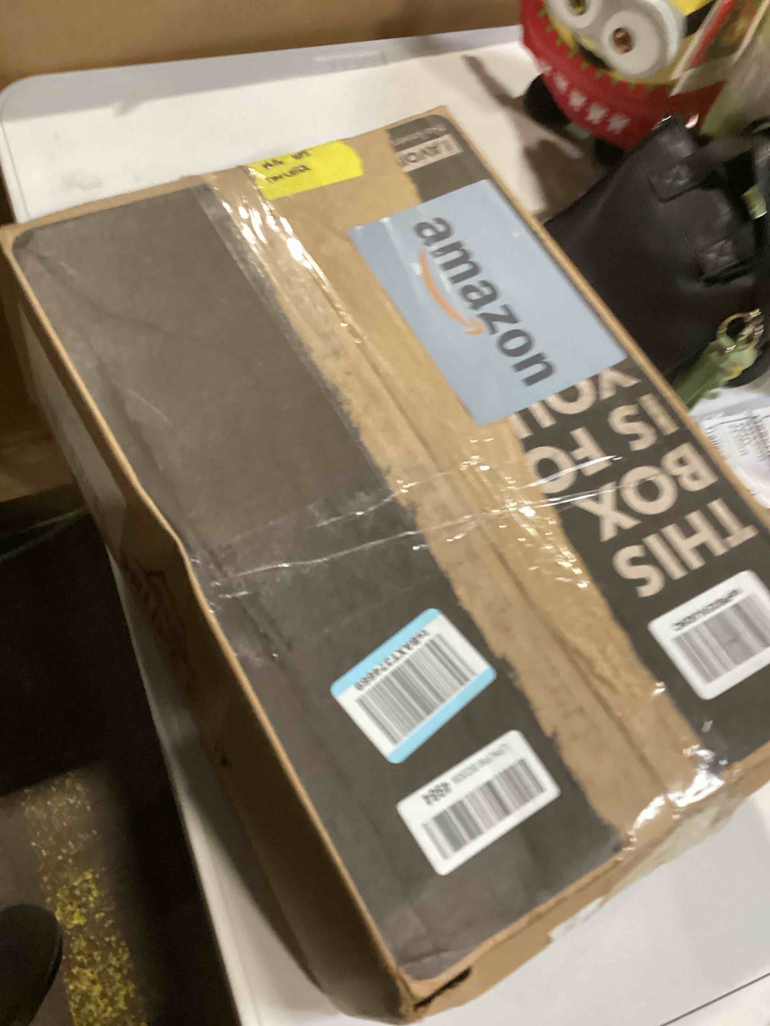 https://s3.amazonaws.com/lotting-images-prod/bidfta/GRA0112792_1733510724405.jpeg
