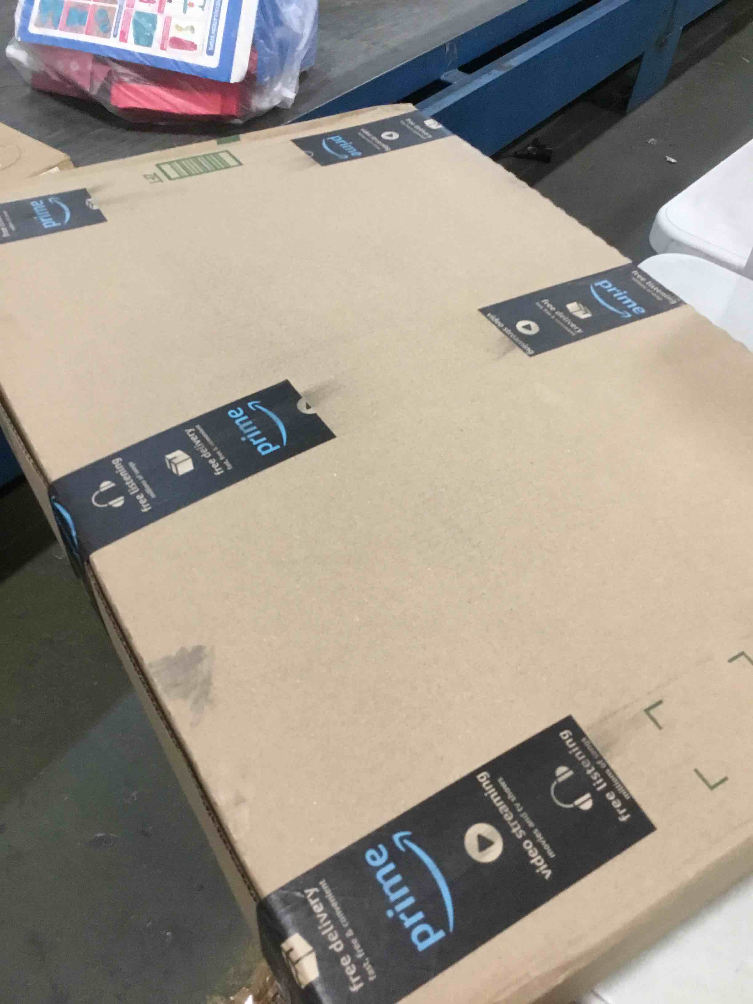 https://s3.amazonaws.com/lotting-images-prod/bidfta/GRA0116254_1728514071880.jpeg
