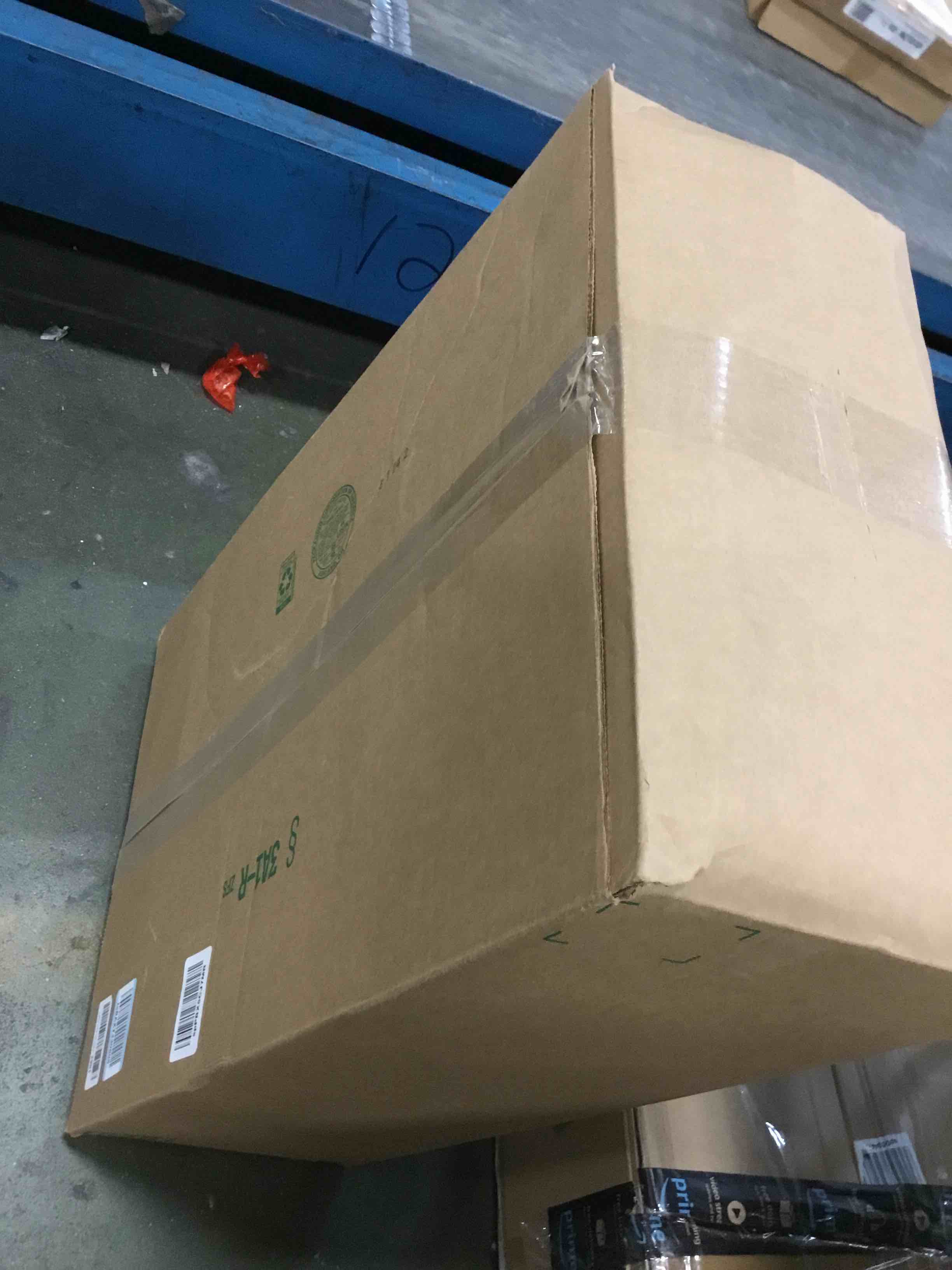 https://s3.amazonaws.com/lotting-images-prod/bidfta/GRA0116361_1728441084365.jpeg