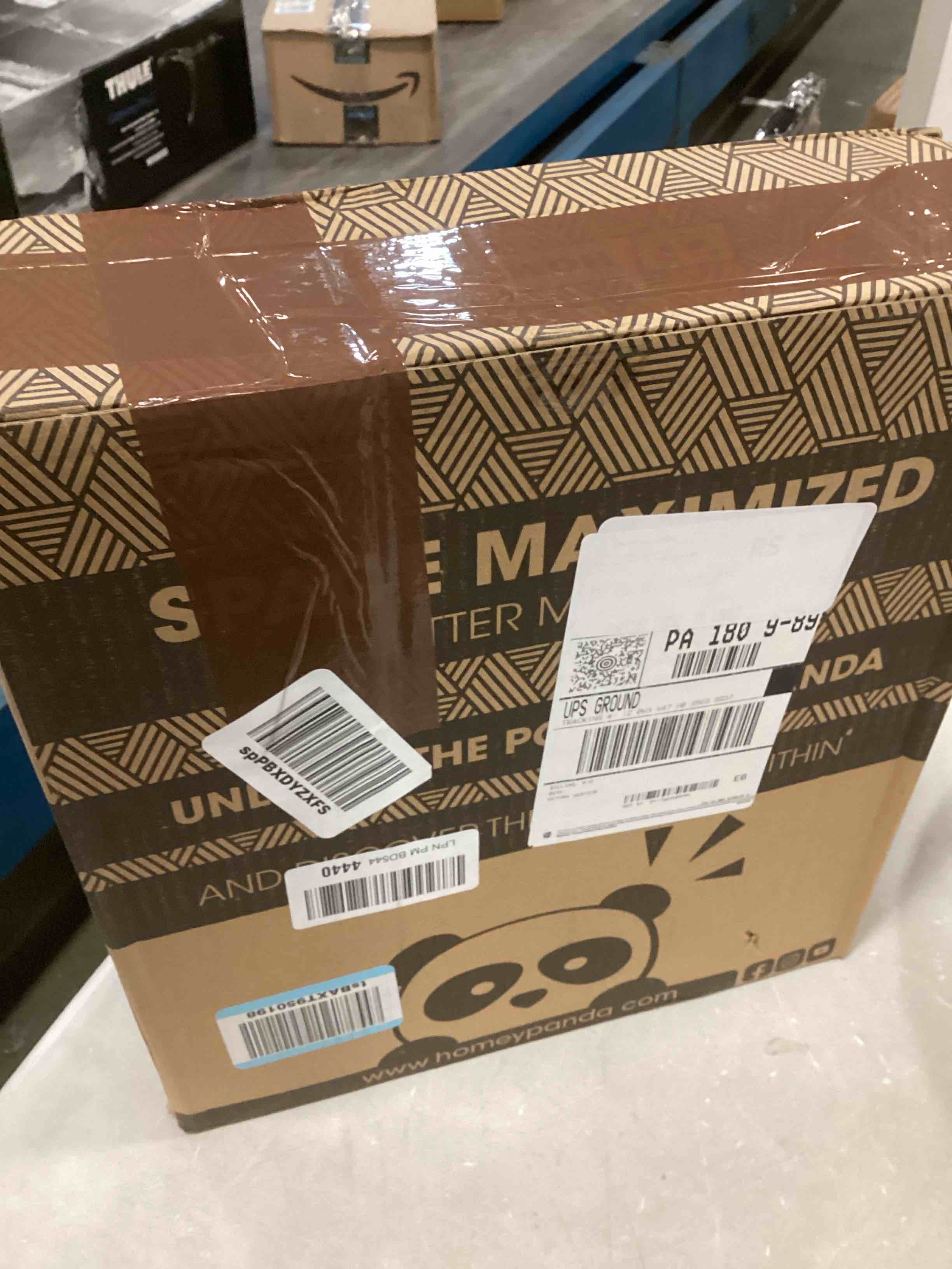 https://s3.amazonaws.com/lotting-images-prod/bidfta/GRA0116750_1728096042506.jpeg