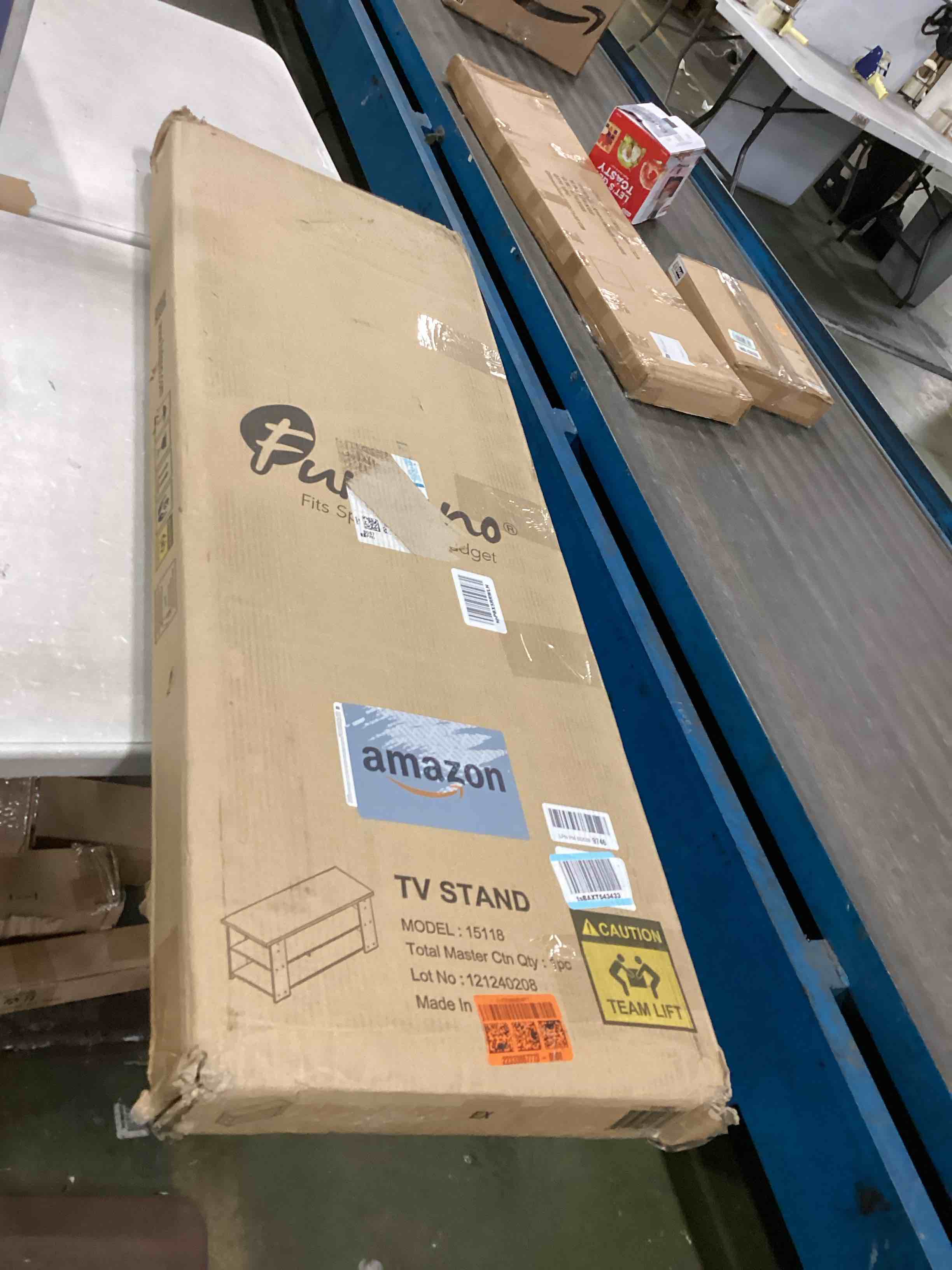 https://s3.amazonaws.com/lotting-images-prod/bidfta/GRA0118611_1727740136197.jpeg