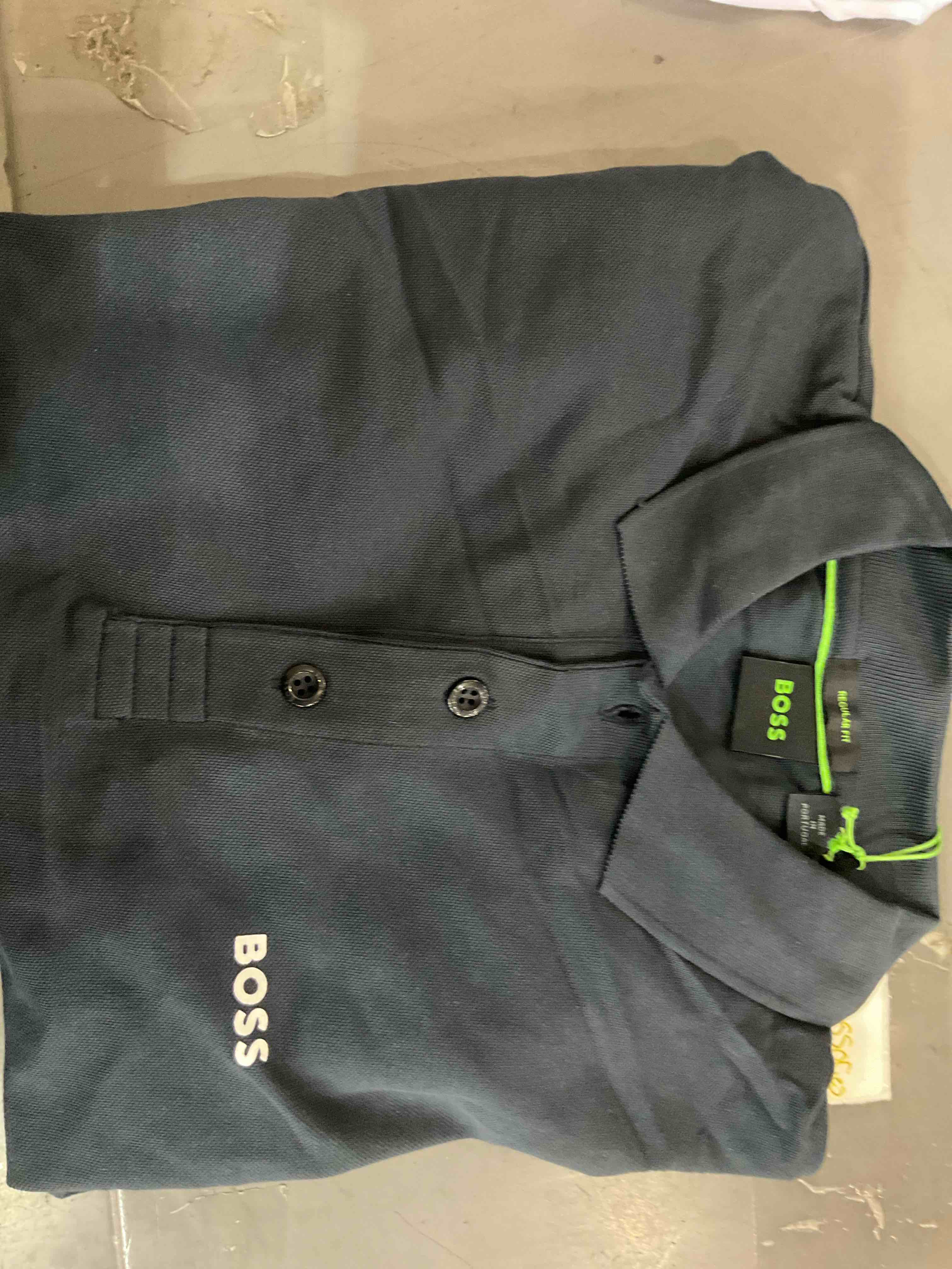 https://s3.amazonaws.com/lotting-images-prod/bidfta/GRA0120375_1727702809901.jpeg