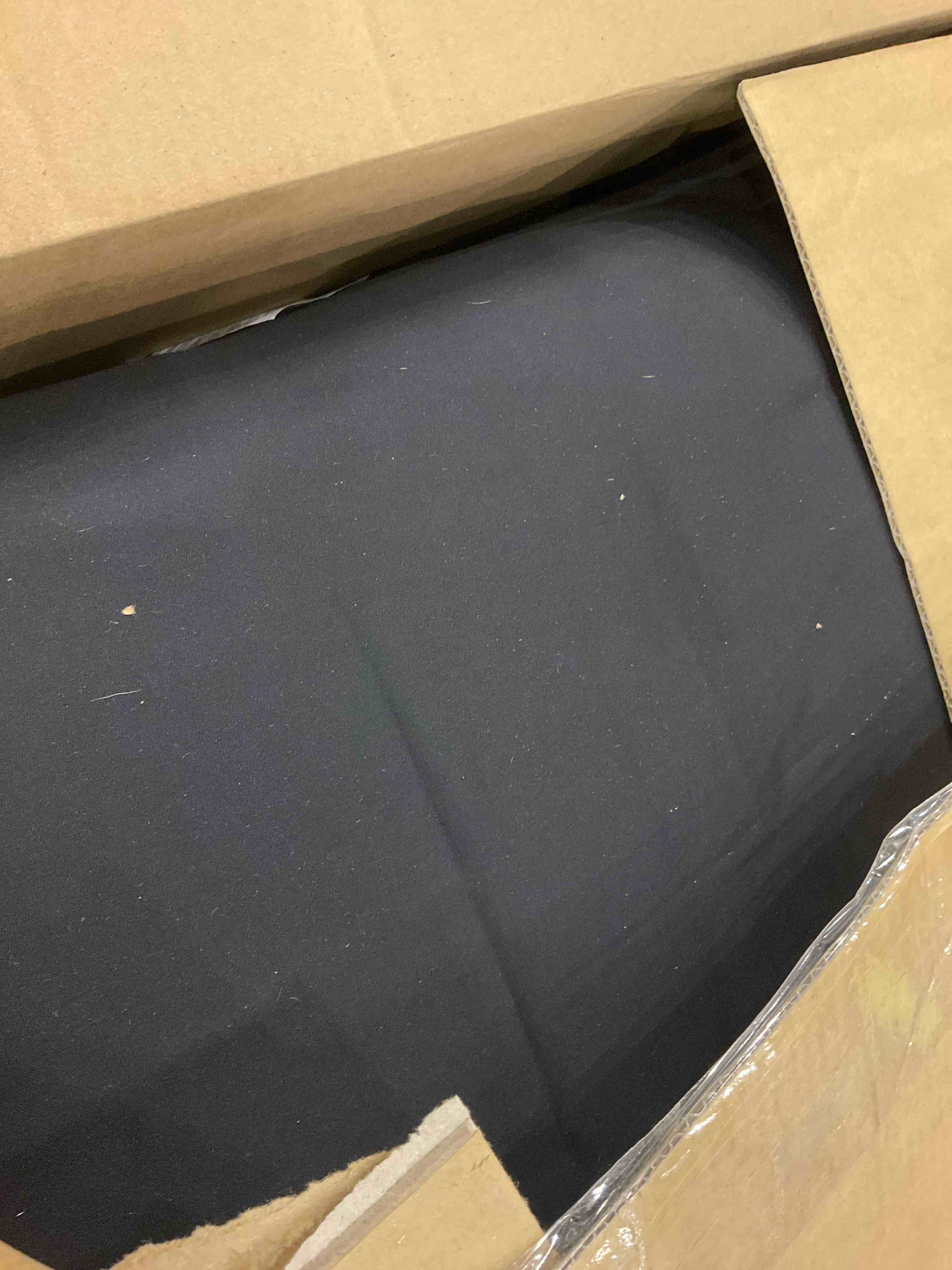 https://s3.amazonaws.com/lotting-images-prod/bidfta/GRA0120502_1726169401176.jpeg