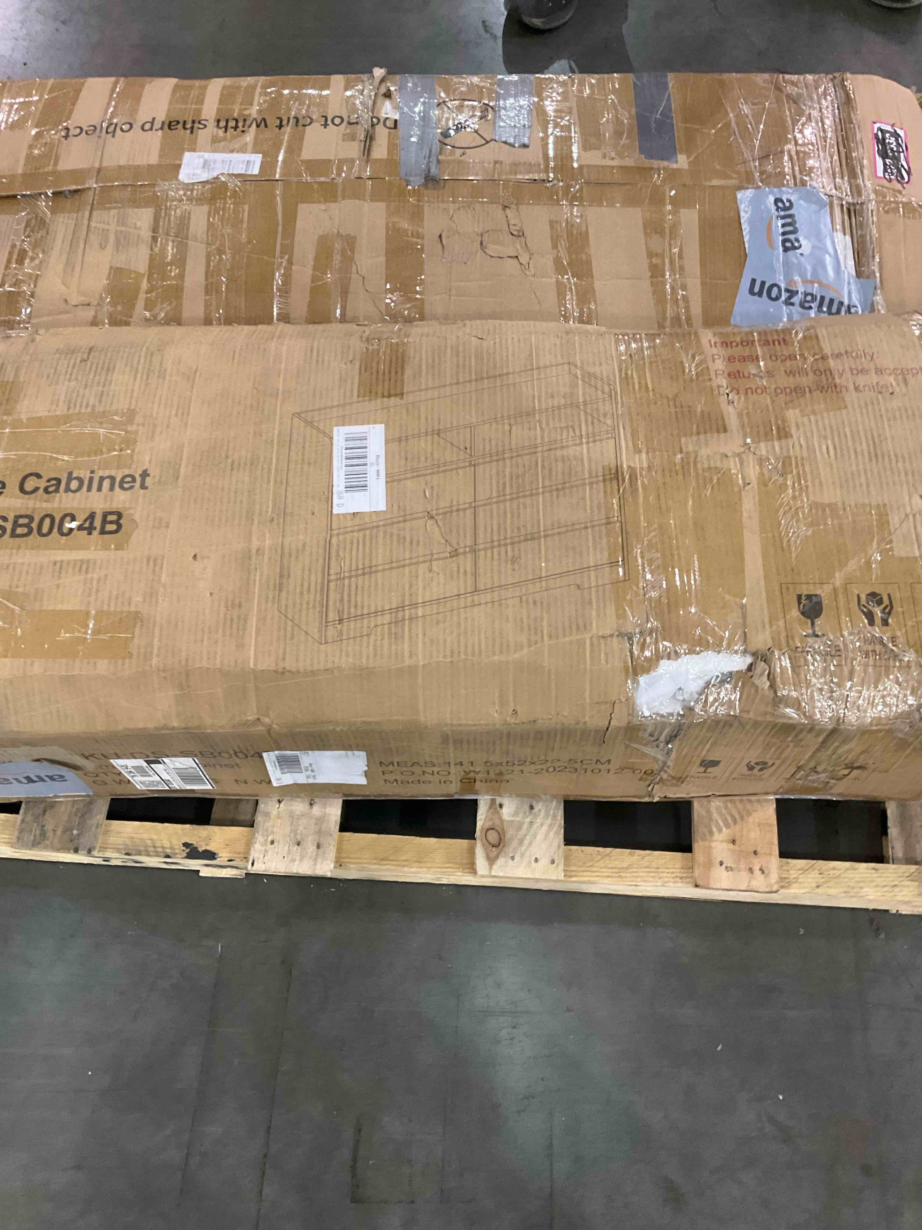 https://s3.amazonaws.com/lotting-images-prod/bidfta/GRA0121224_1726230397391.jpeg