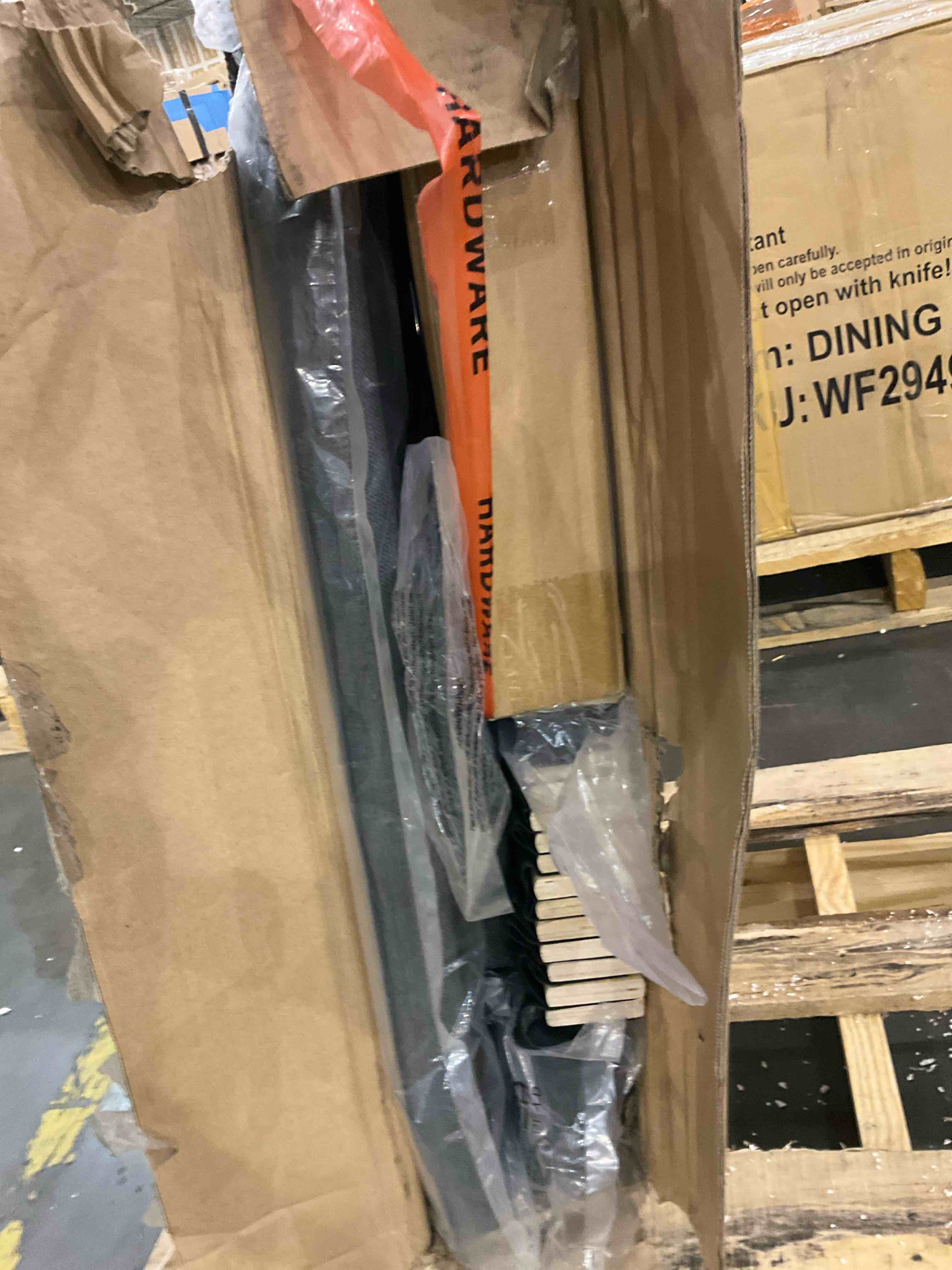 https://s3.amazonaws.com/lotting-images-prod/bidfta/GRA0121401_1729601162096.jpeg