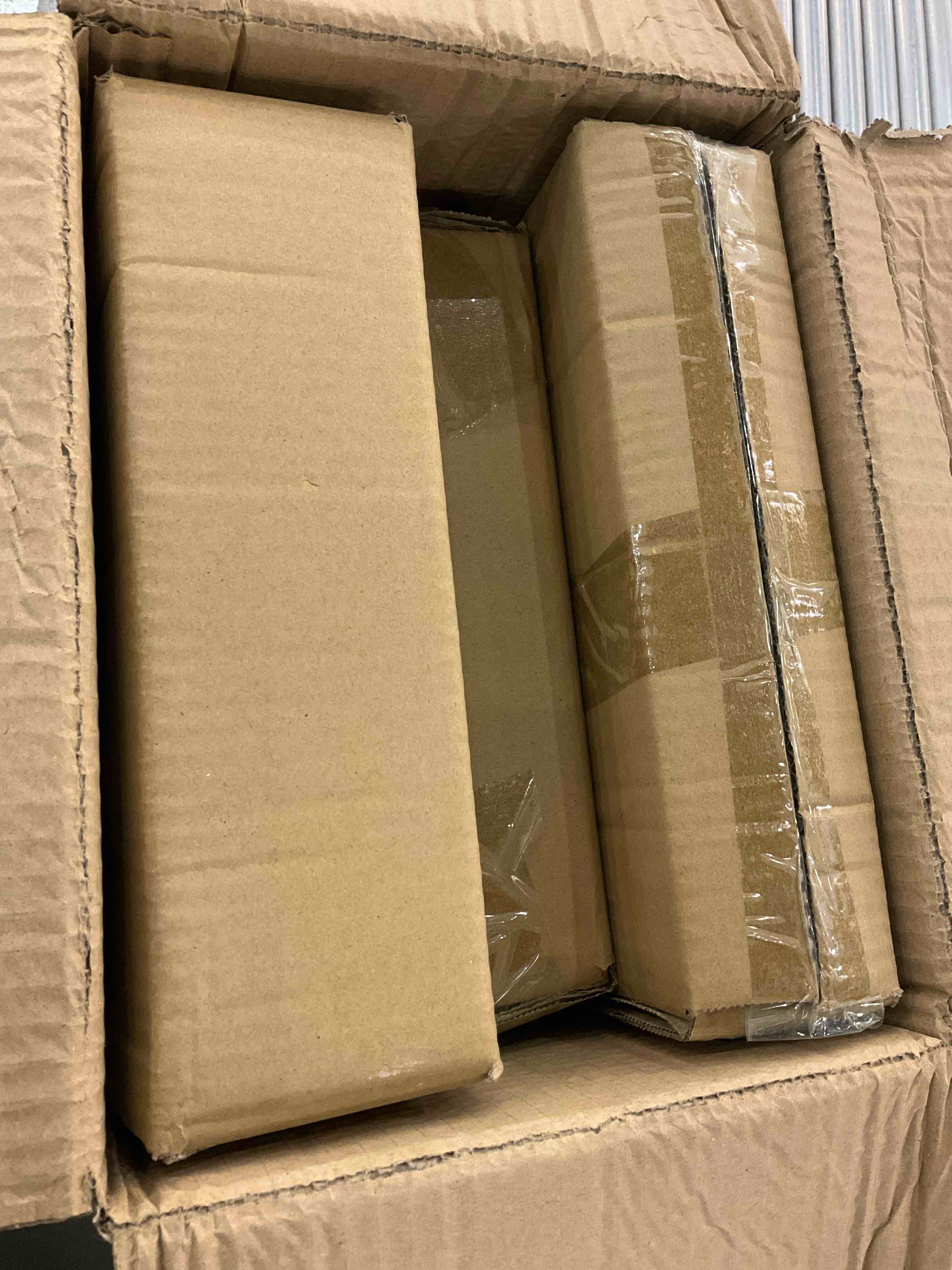 https://s3.amazonaws.com/lotting-images-prod/bidfta/GRA0121547_1726149799947.jpeg
