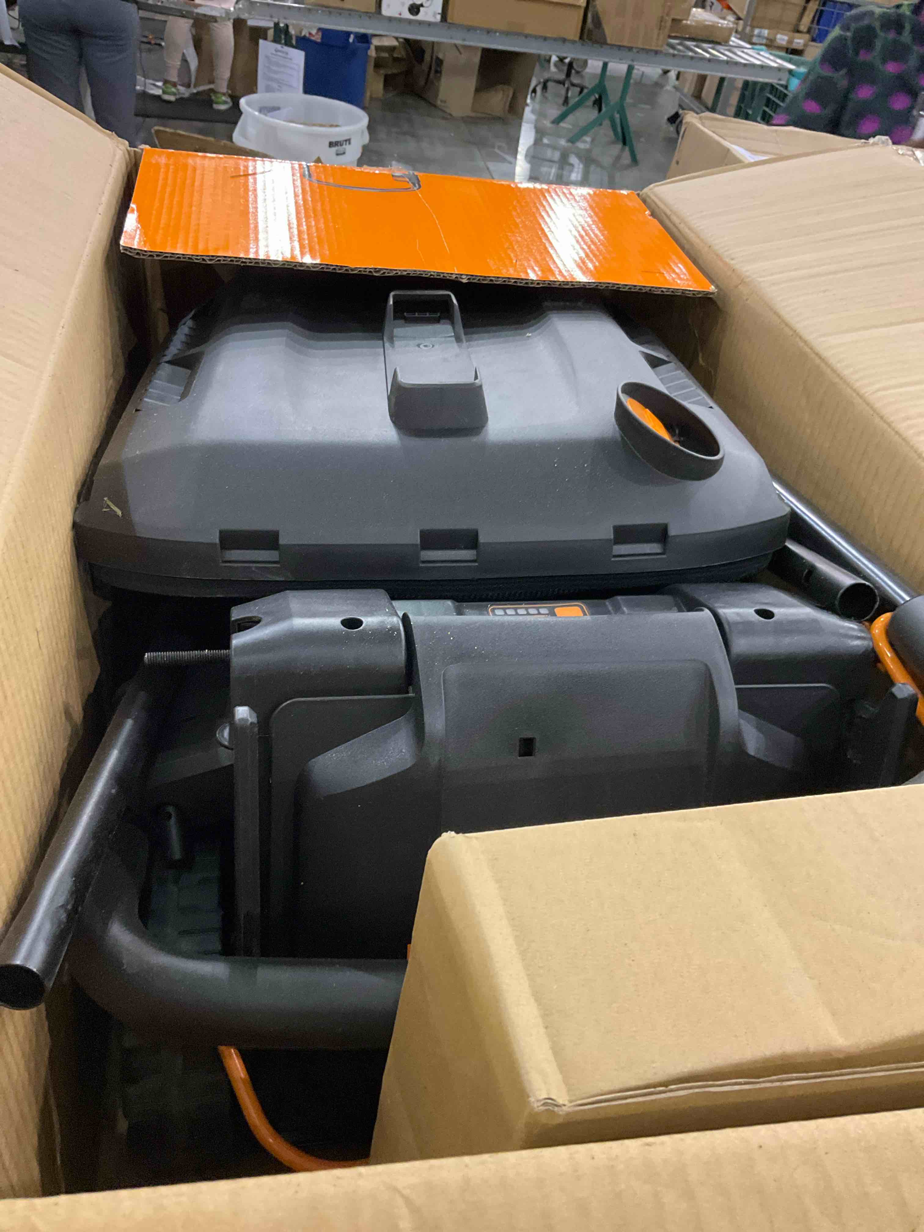 https://s3.amazonaws.com/lotting-images-prod/bidfta/GRA0122878_1727269540783.jpeg