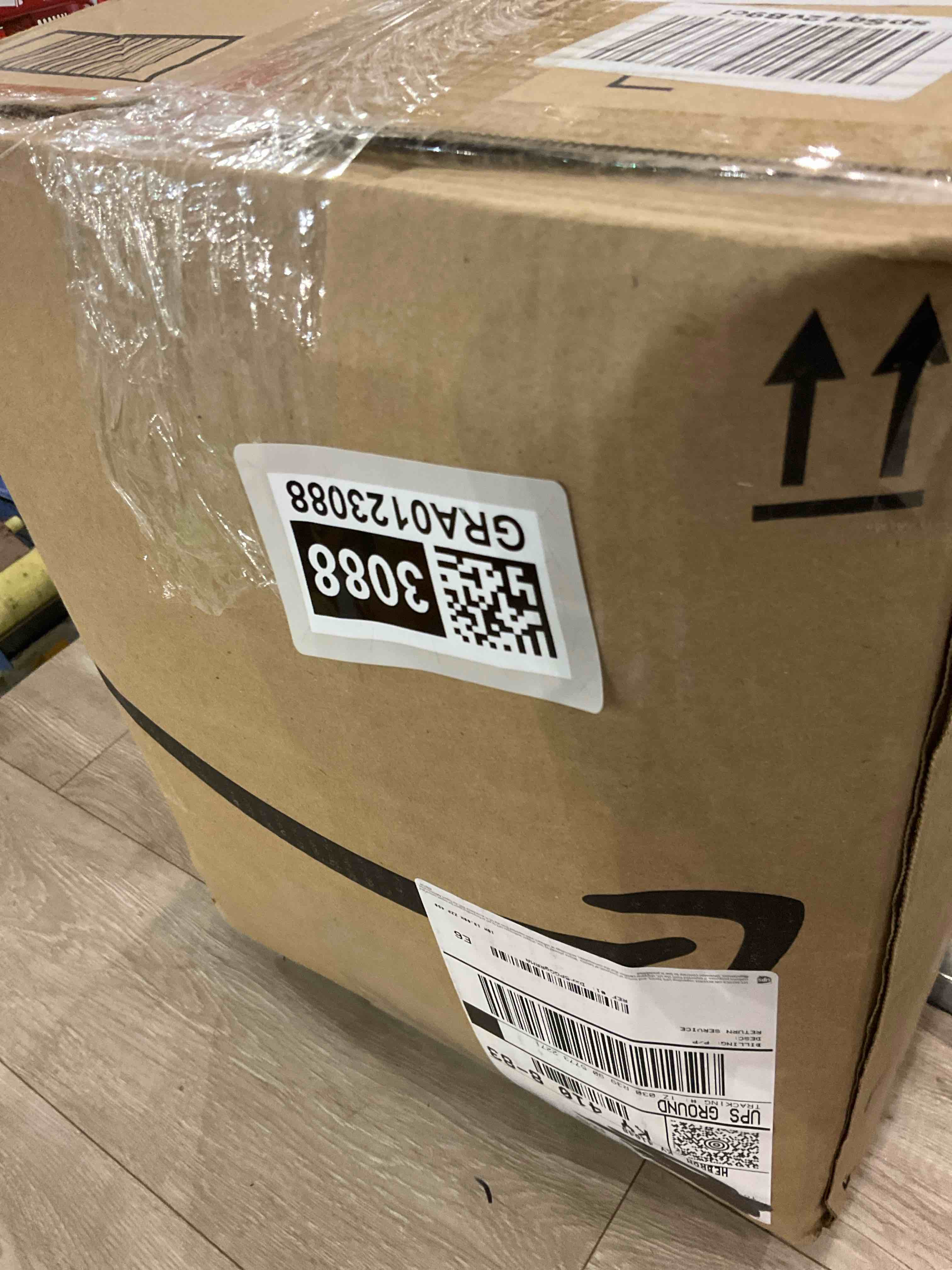 https://s3.amazonaws.com/lotting-images-prod/bidfta/GRA0123088_1727173193201.jpeg