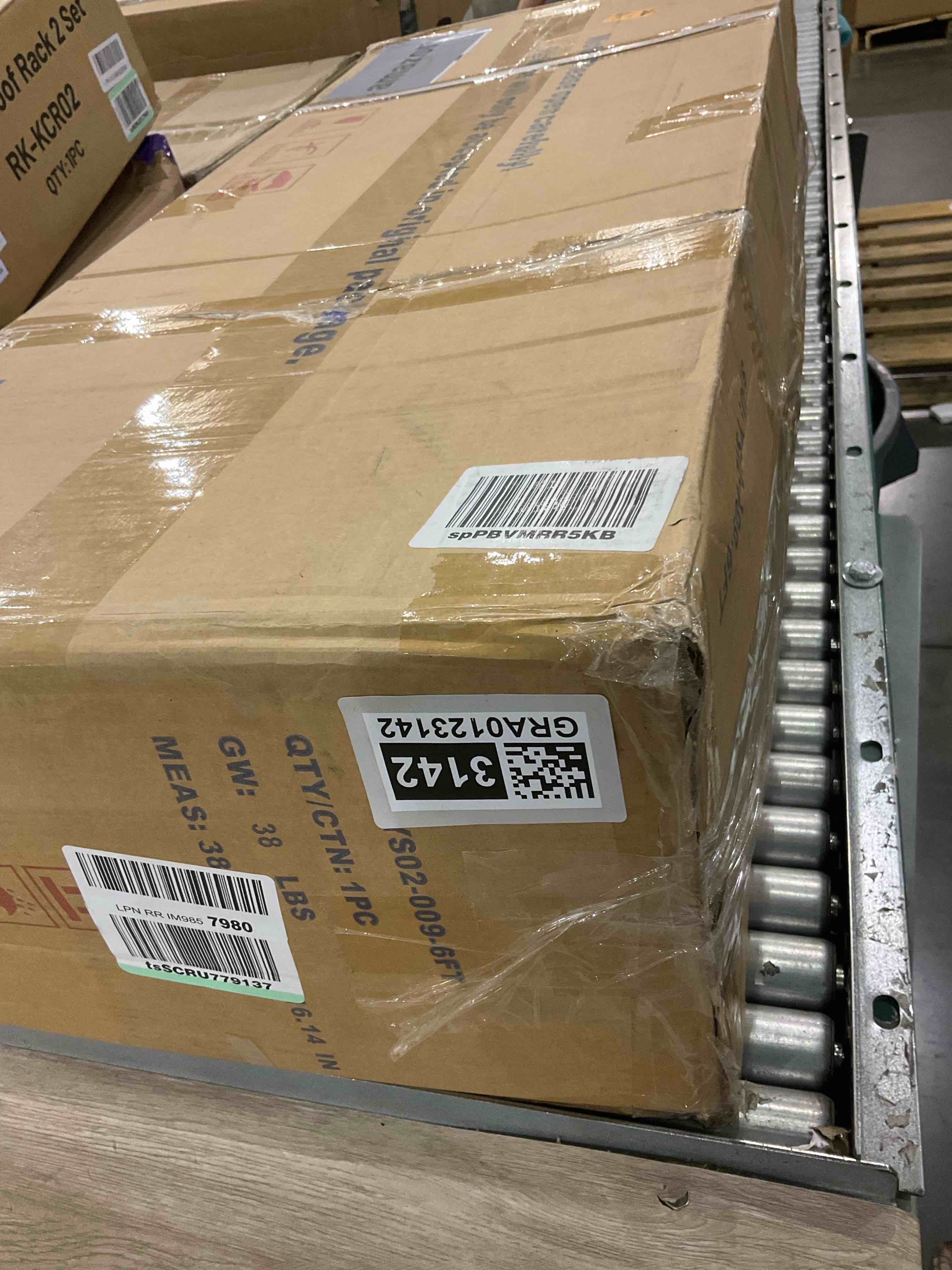 https://s3.amazonaws.com/lotting-images-prod/bidfta/GRA0123142_1727096220749.jpeg