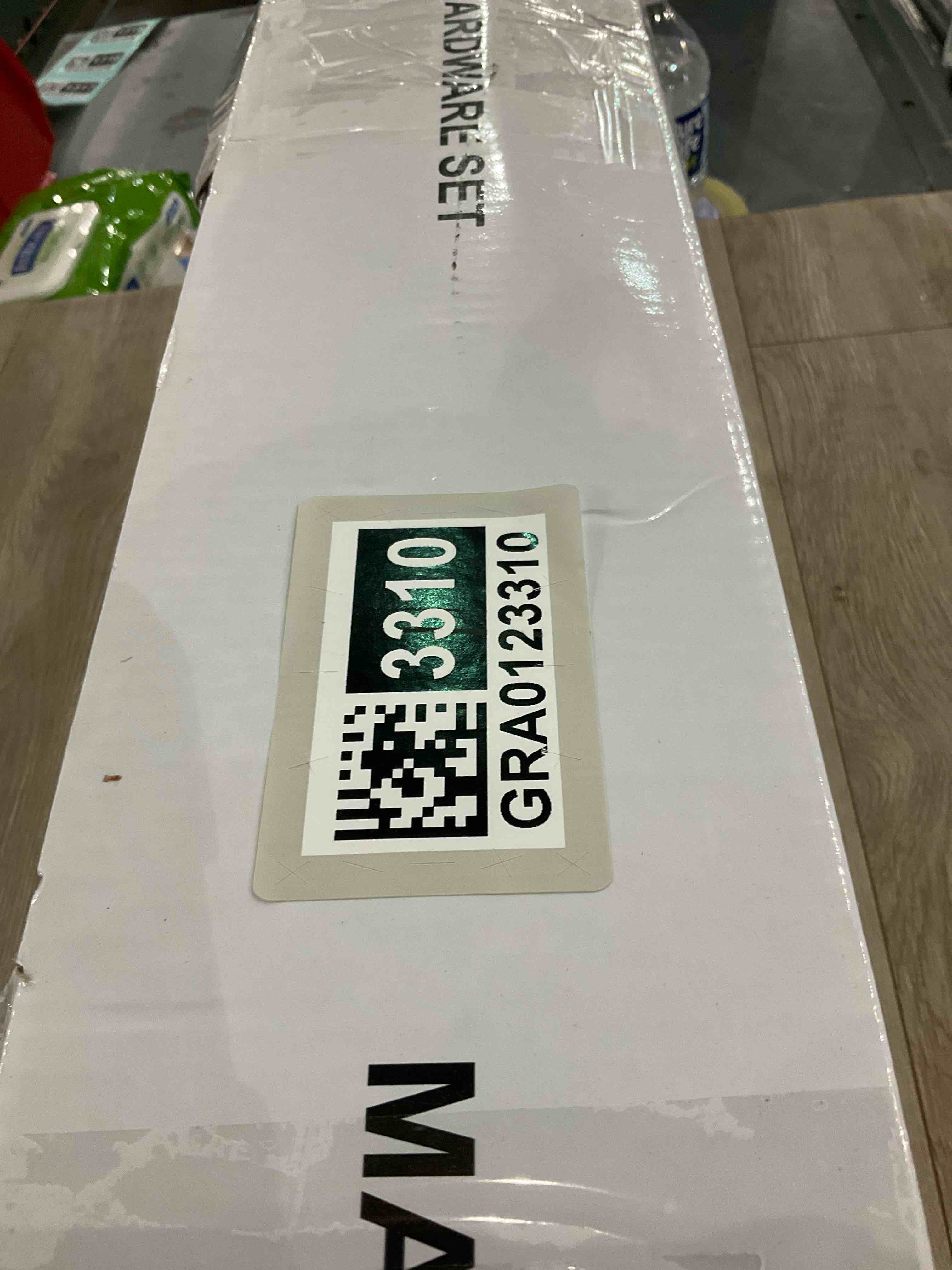 https://s3.amazonaws.com/lotting-images-prod/bidfta/GRA0123310_1726831378756.jpeg