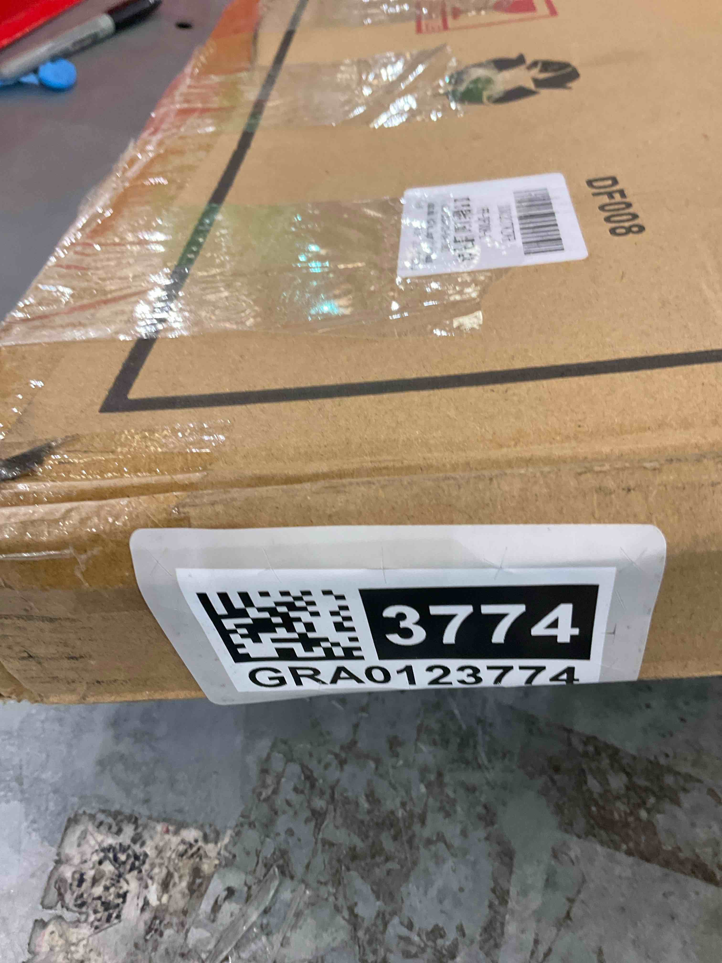 https://s3.amazonaws.com/lotting-images-prod/bidfta/GRA0123774_1726505657936.jpeg