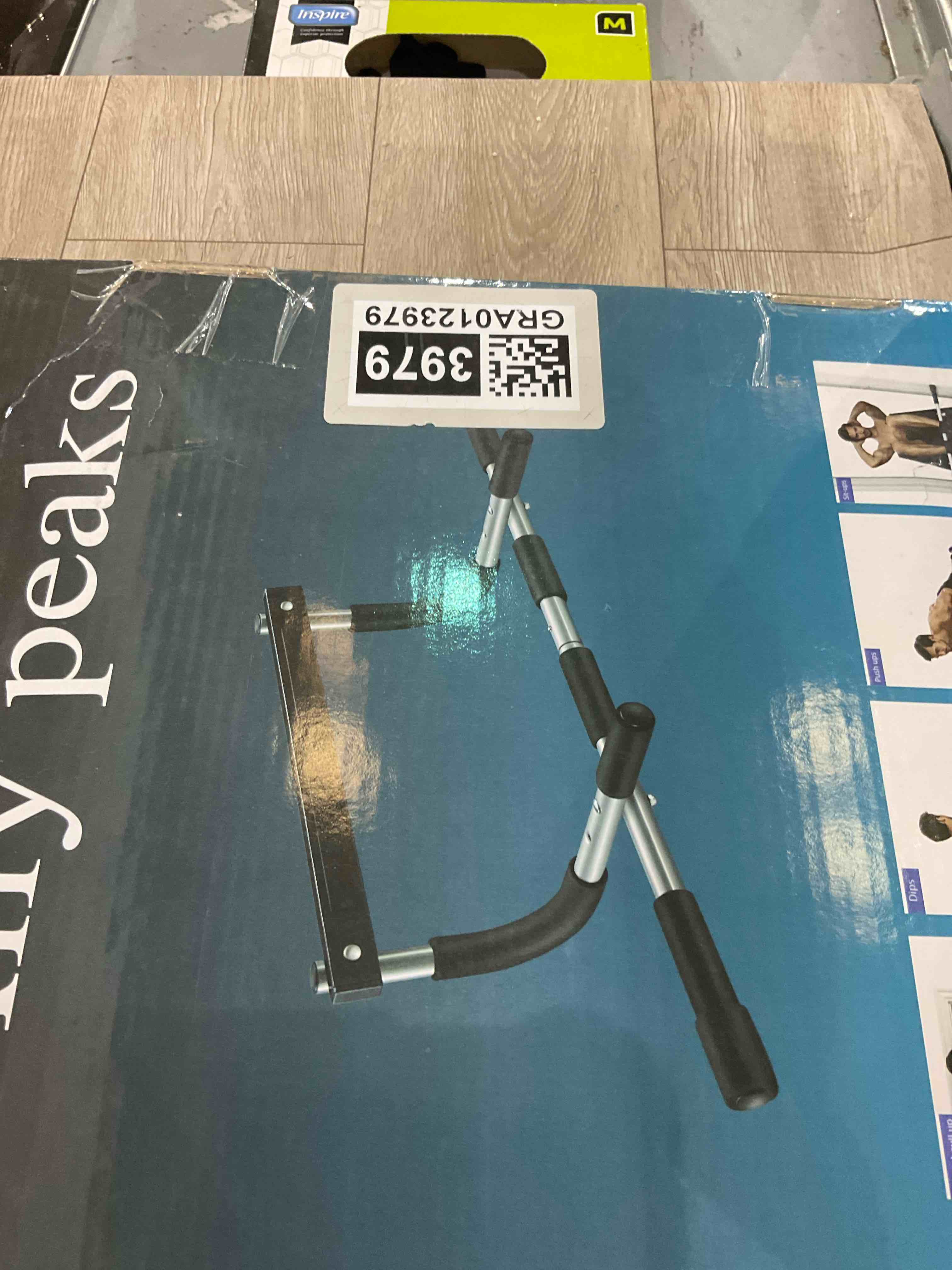 https://s3.amazonaws.com/lotting-images-prod/bidfta/GRA0123979_1726241858607.jpeg