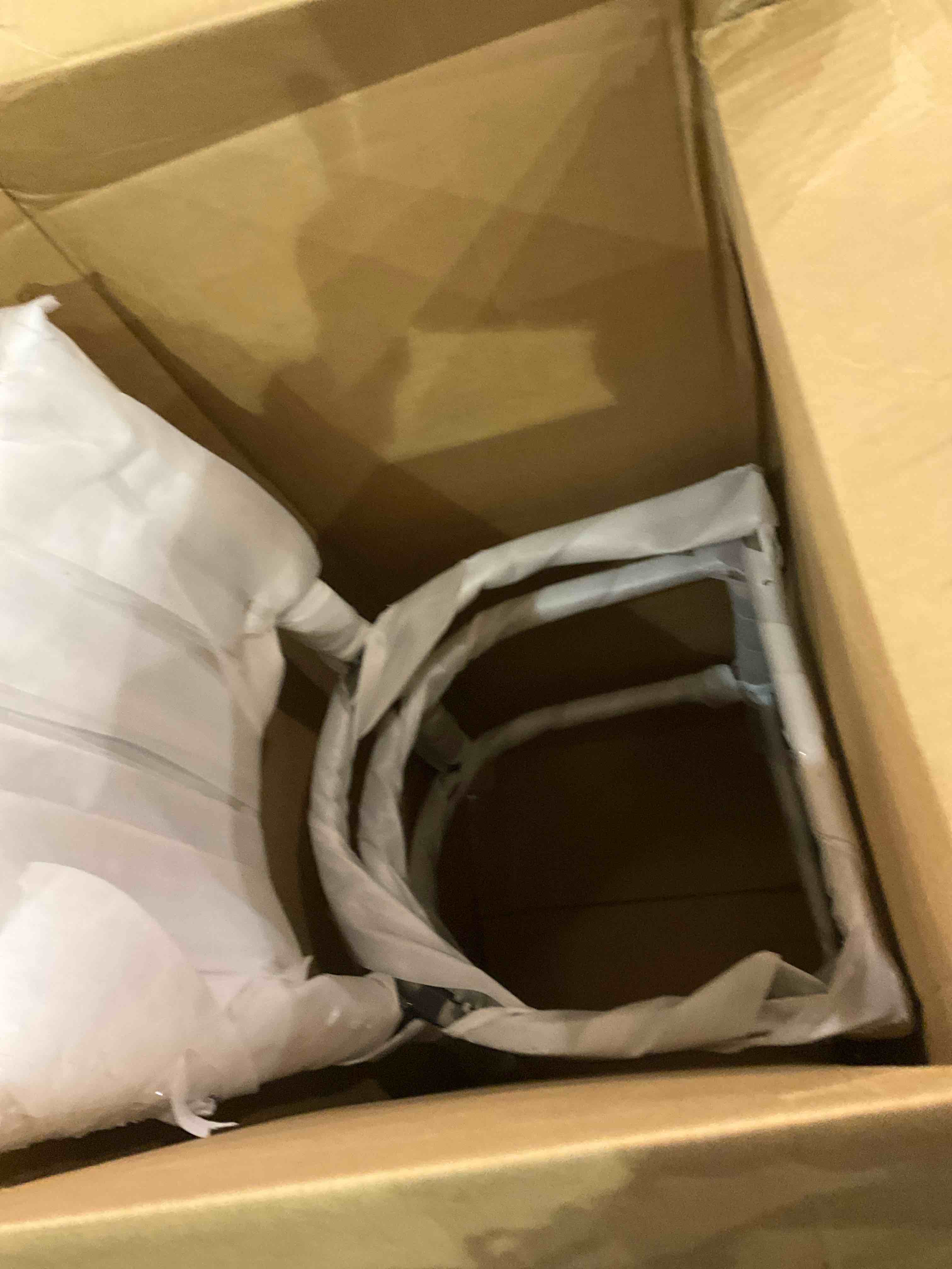 chair without cusion