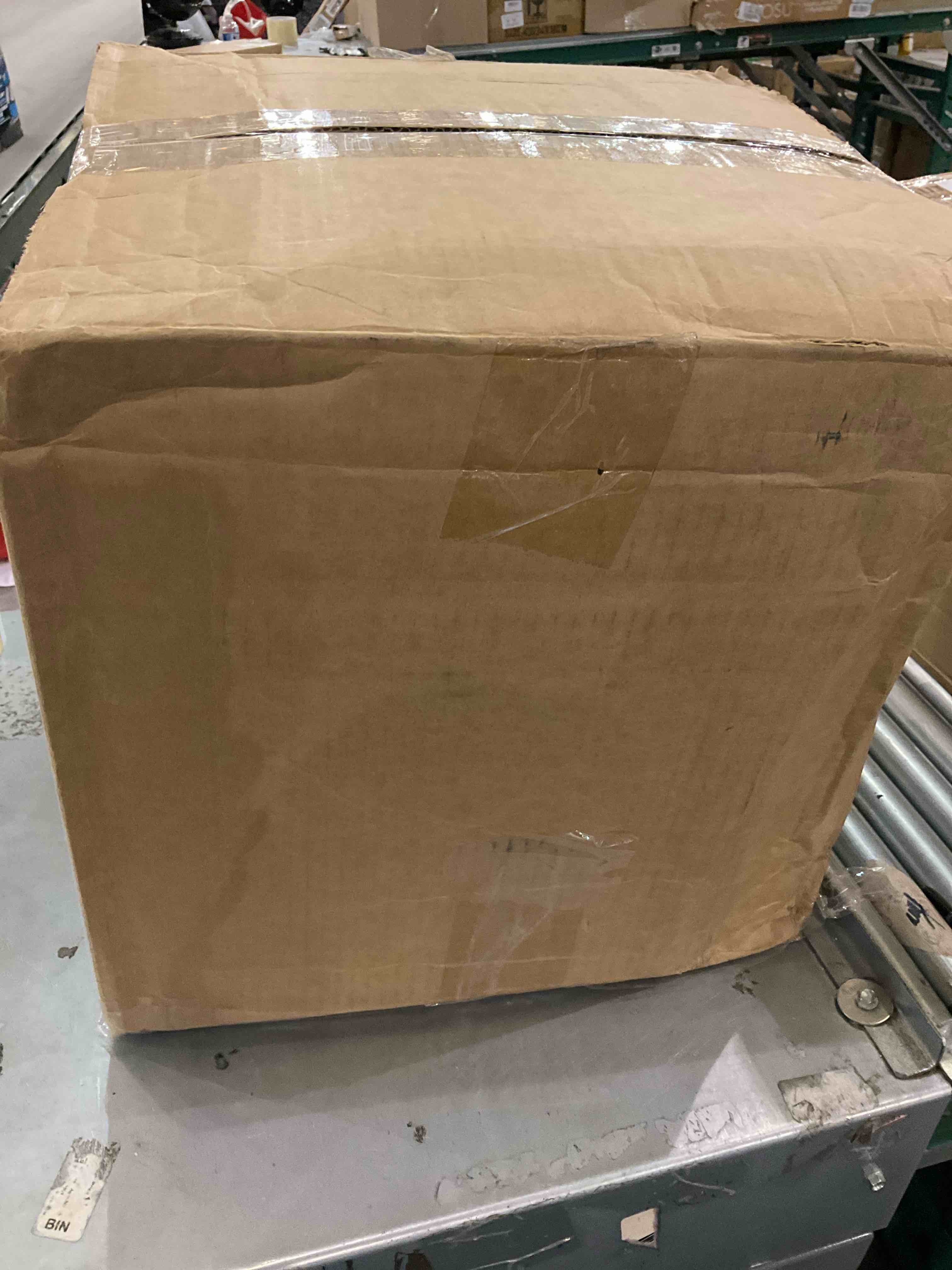 https://s3.amazonaws.com/lotting-images-prod/bidfta/GRA0125059_1727101048458.jpeg
