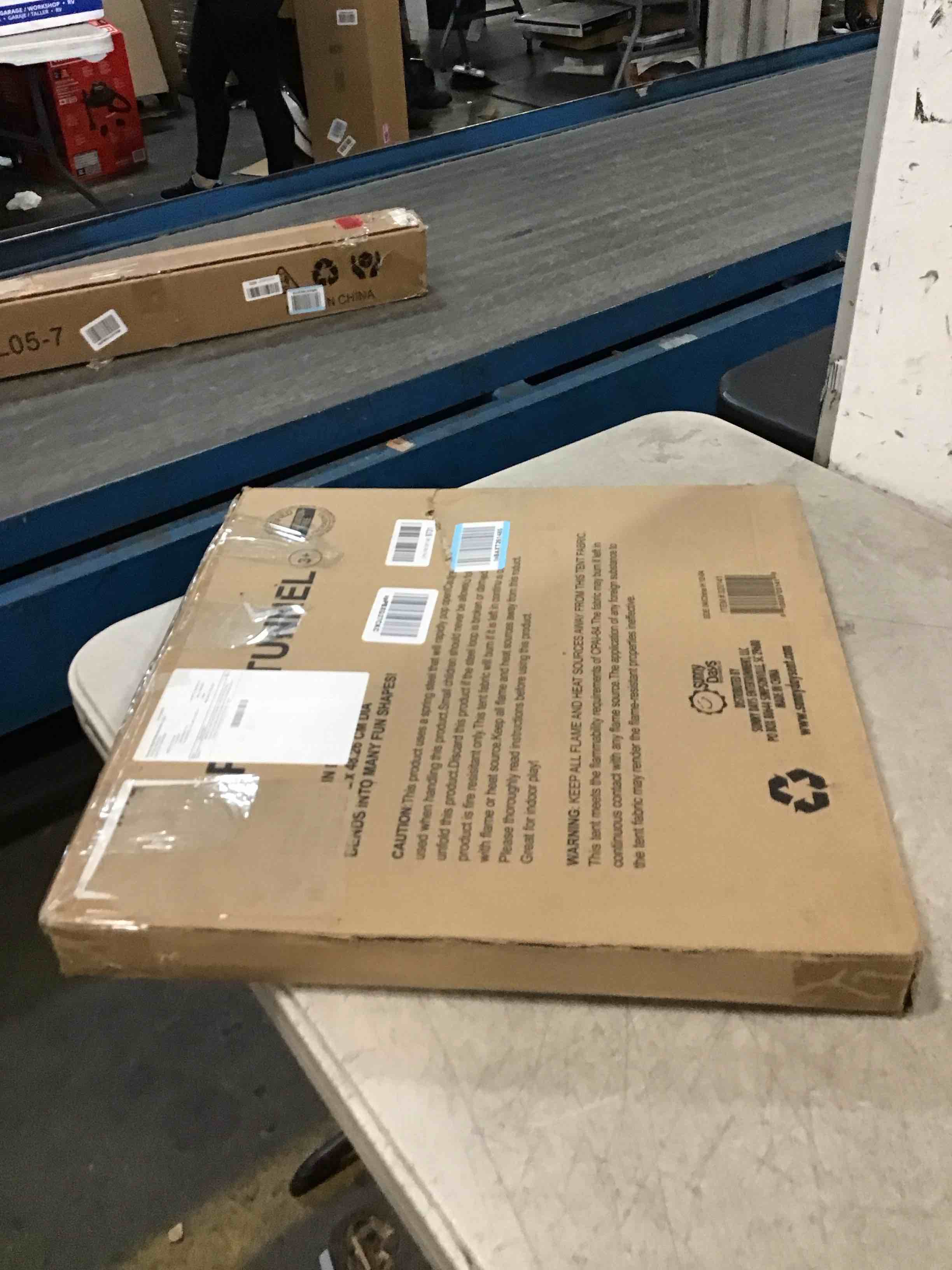 https://s3.amazonaws.com/lotting-images-prod/bidfta/GRA0126378_1727294416772.jpeg