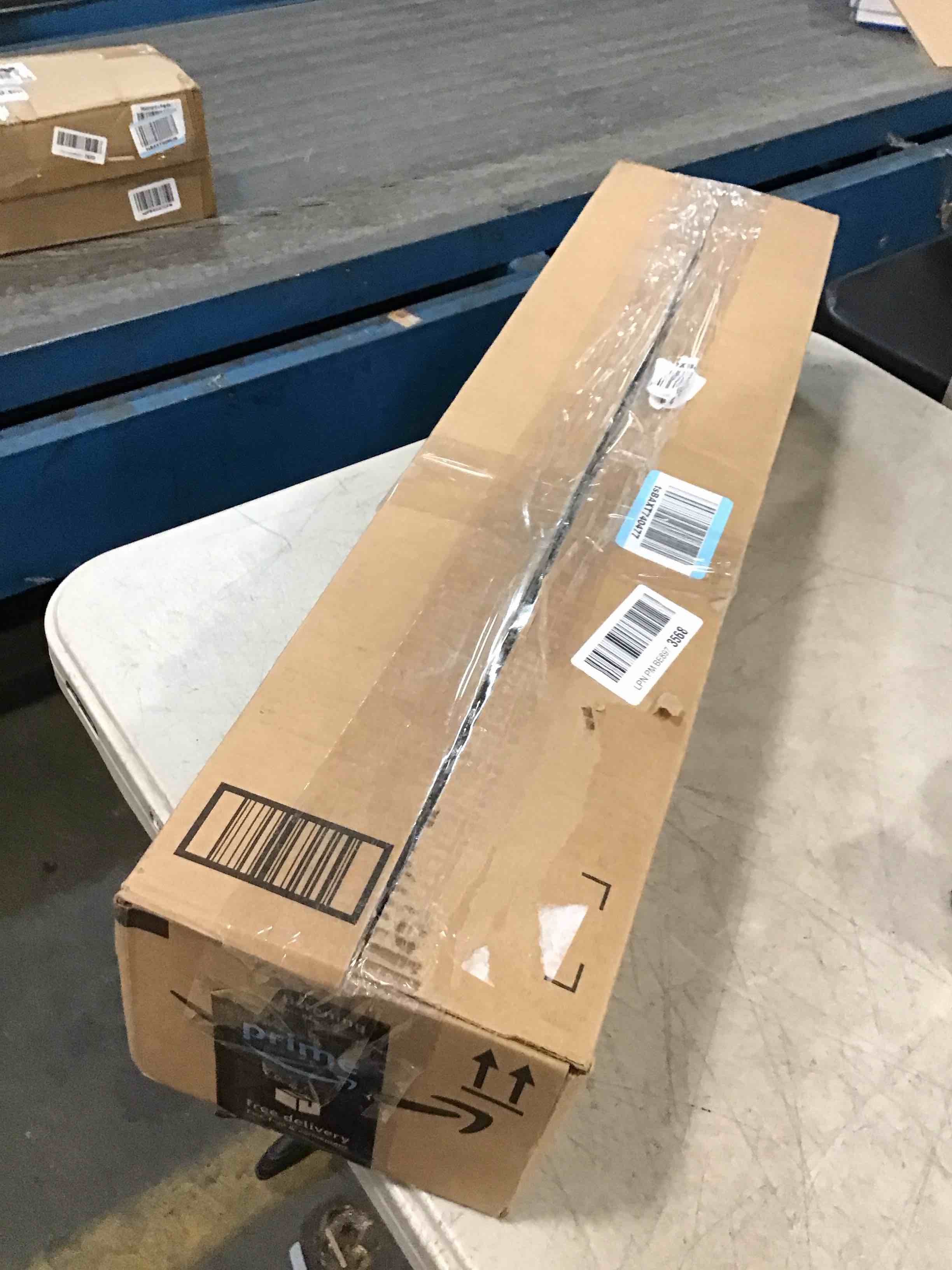 https://s3.amazonaws.com/lotting-images-prod/bidfta/GRA0126380_1727294277858.jpeg
