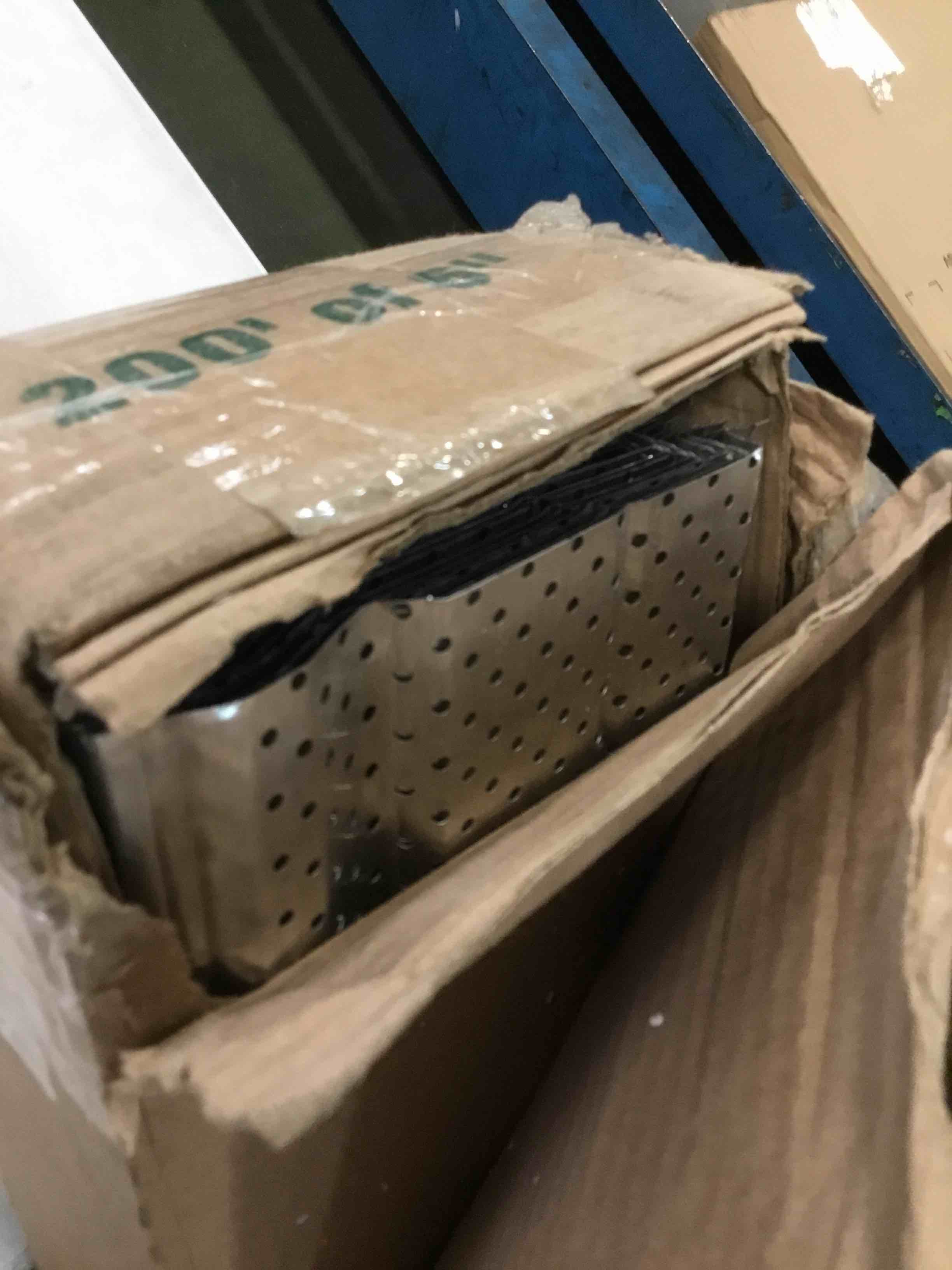 https://s3.amazonaws.com/lotting-images-prod/bidfta/GRA0127892_1726666036617.jpeg