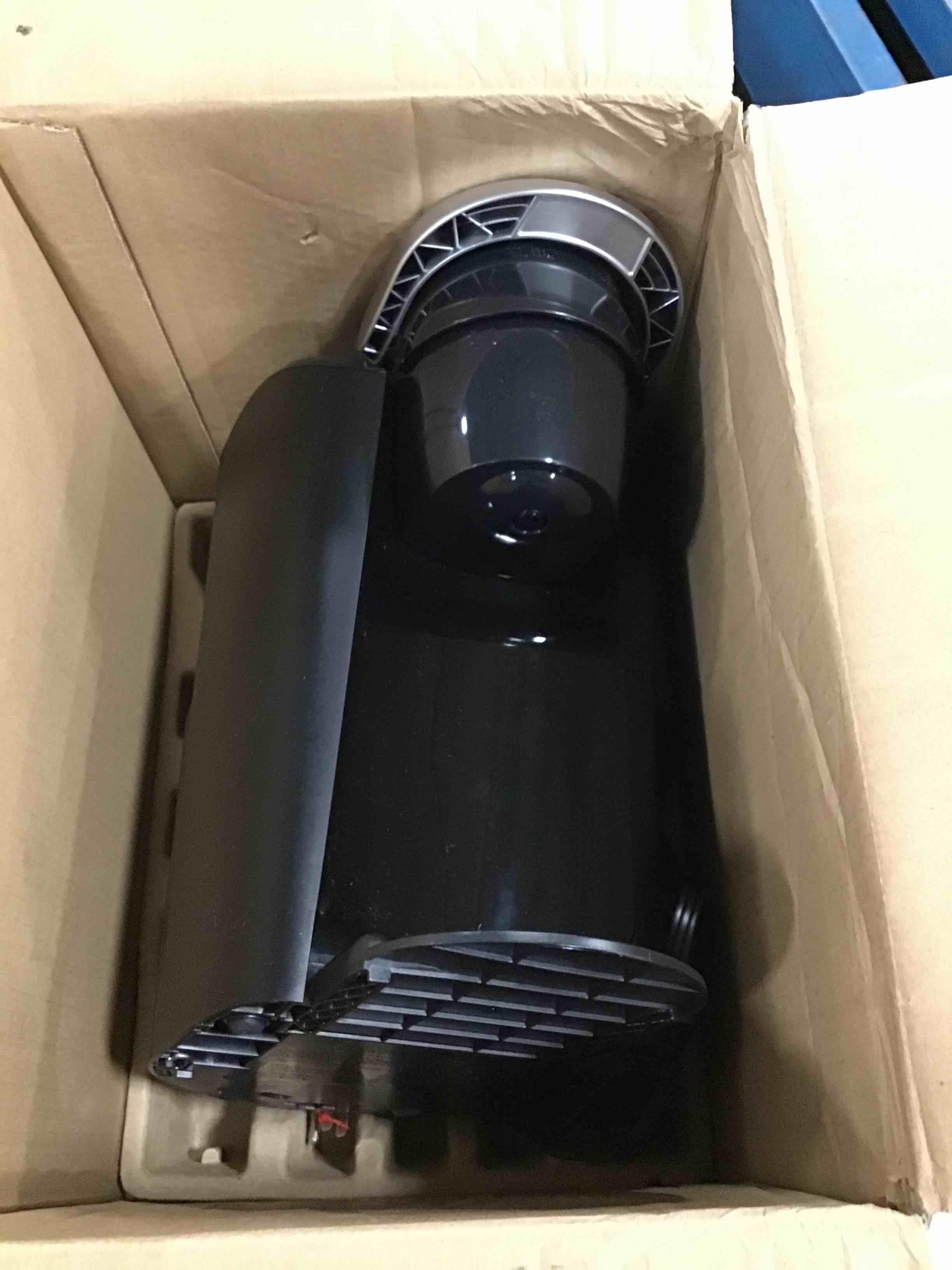 https://s3.amazonaws.com/lotting-images-prod/bidfta/GRA0128103_1727956828073.jpeg