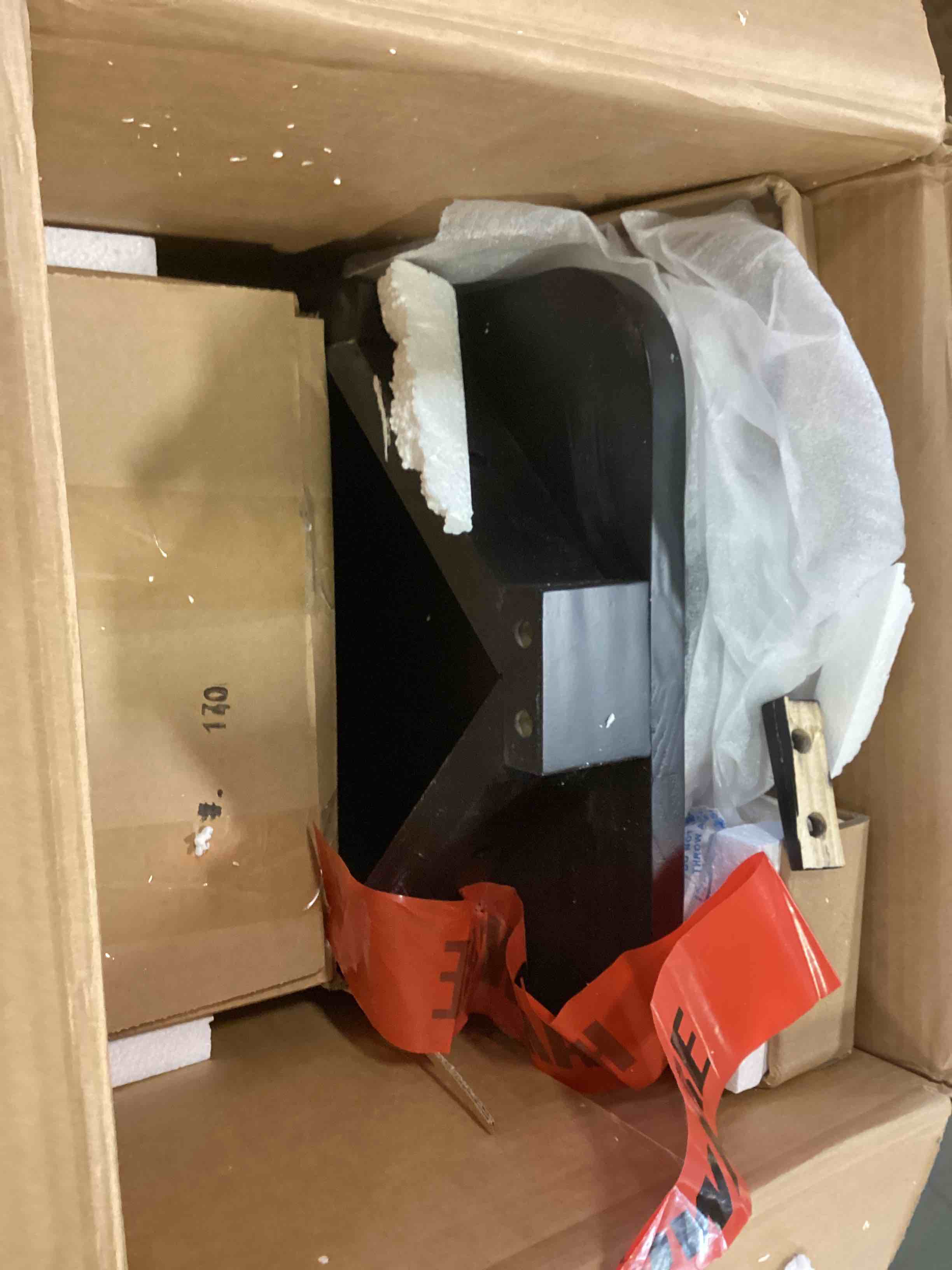 https://s3.amazonaws.com/lotting-images-prod/bidfta/GRA0128677_1729269953045.jpeg