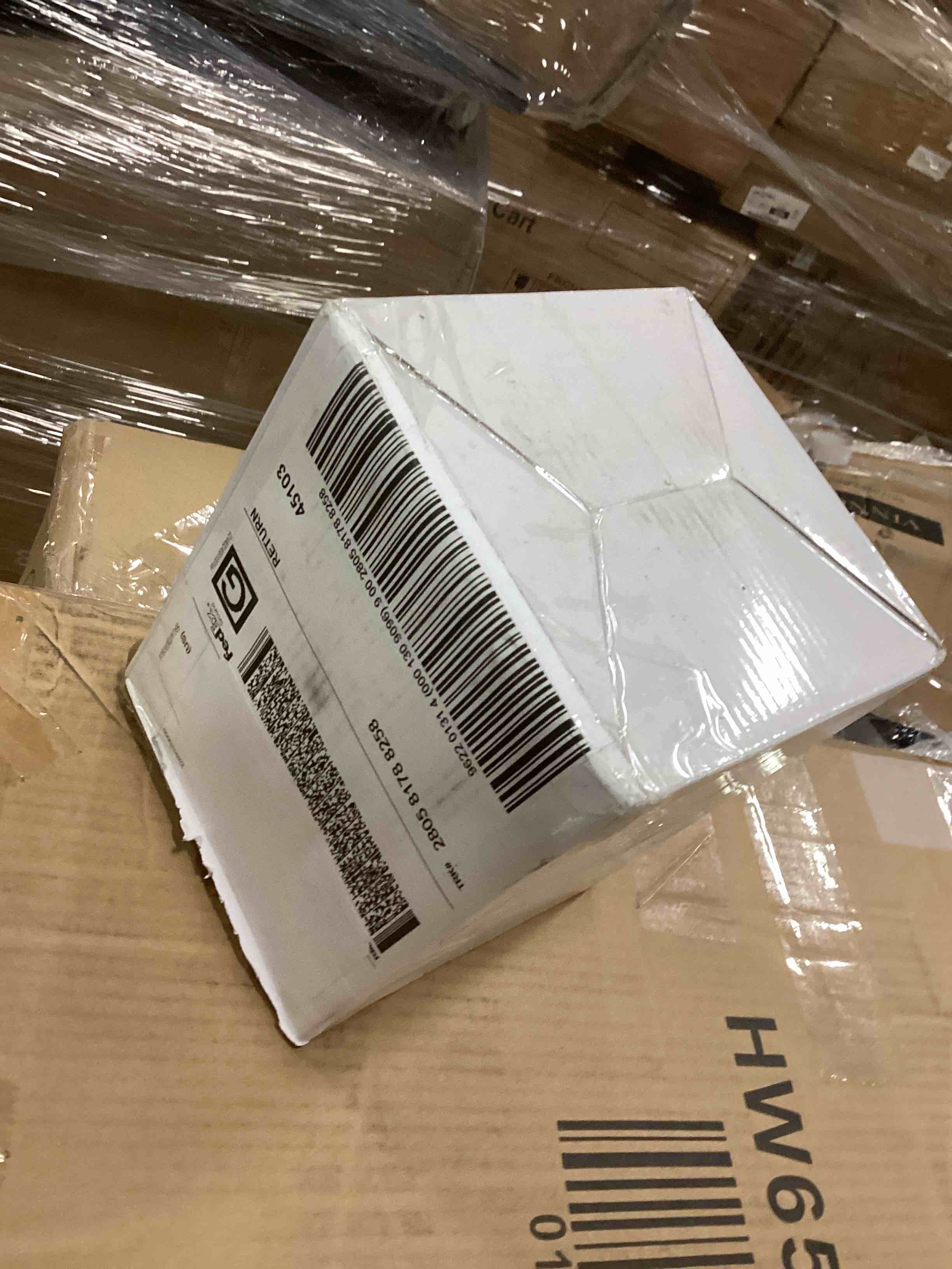 https://s3.amazonaws.com/lotting-images-prod/bidfta/GRA0128729_1729509882788.jpeg