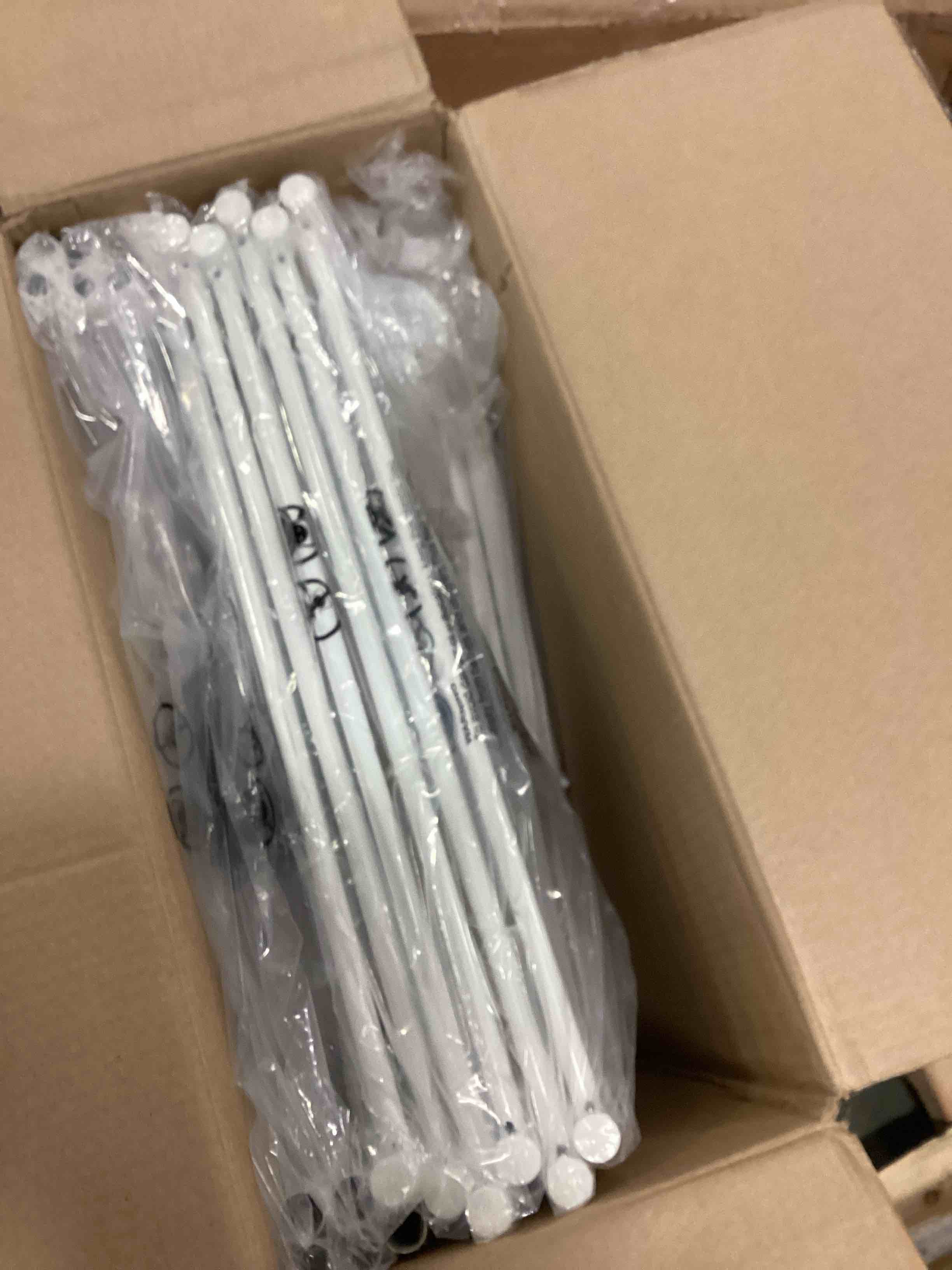 https://s3.amazonaws.com/lotting-images-prod/bidfta/GRA0128730_1729510016559.jpeg