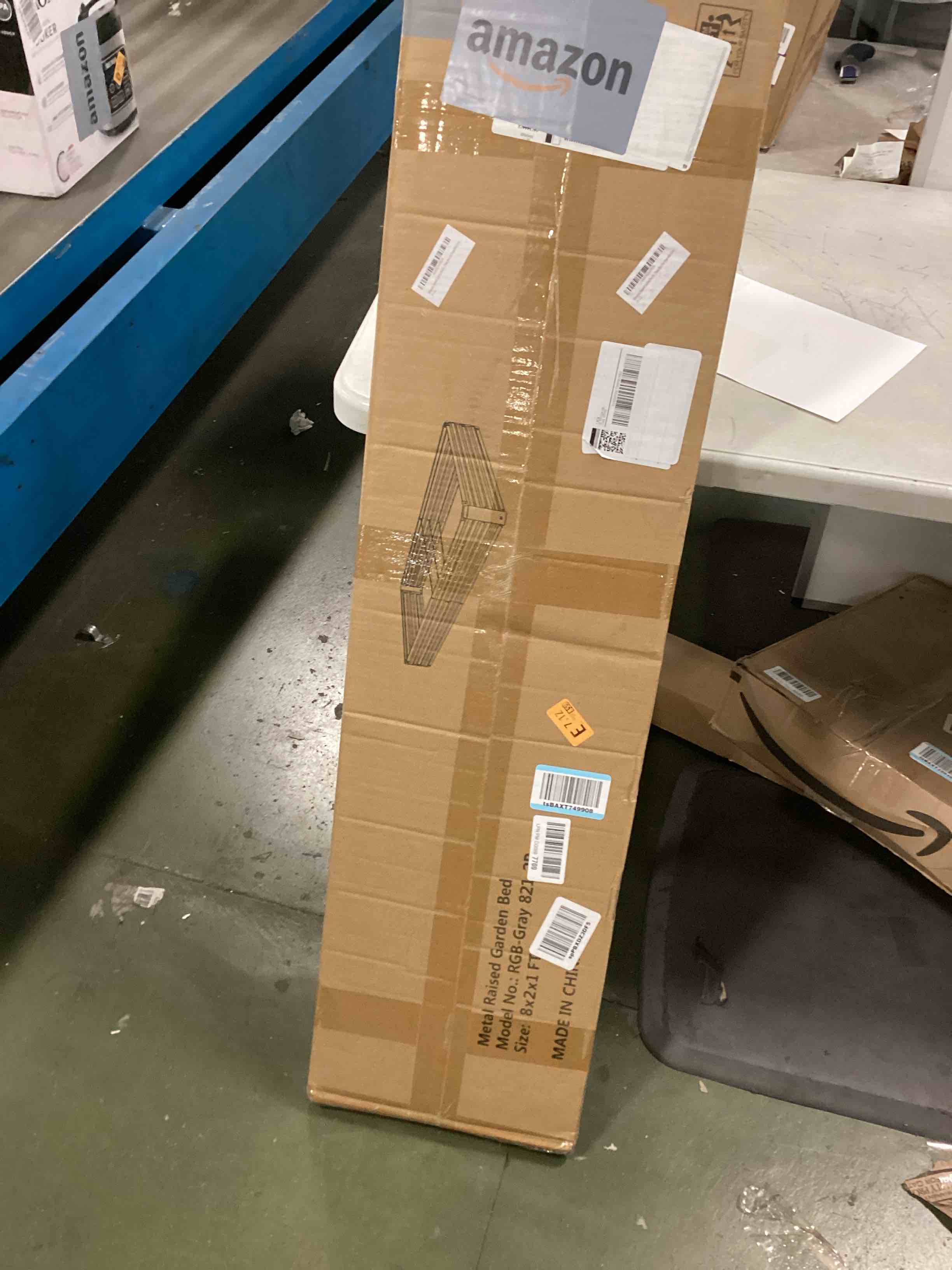 https://s3.amazonaws.com/lotting-images-prod/bidfta/GRA0129634_1726923172546.jpeg