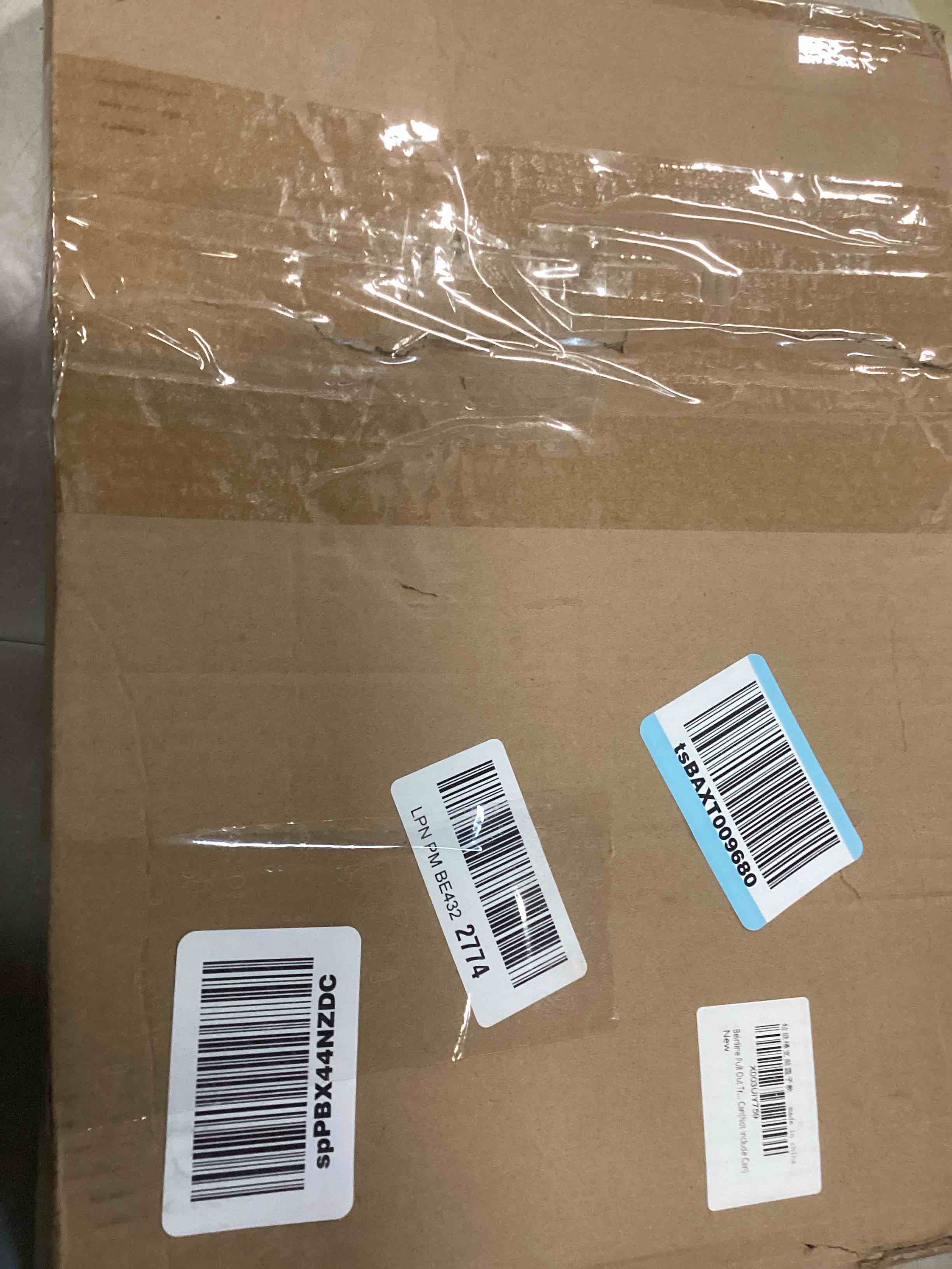 https://s3.amazonaws.com/lotting-images-prod/bidfta/GRA0130220_1727787790573.jpeg