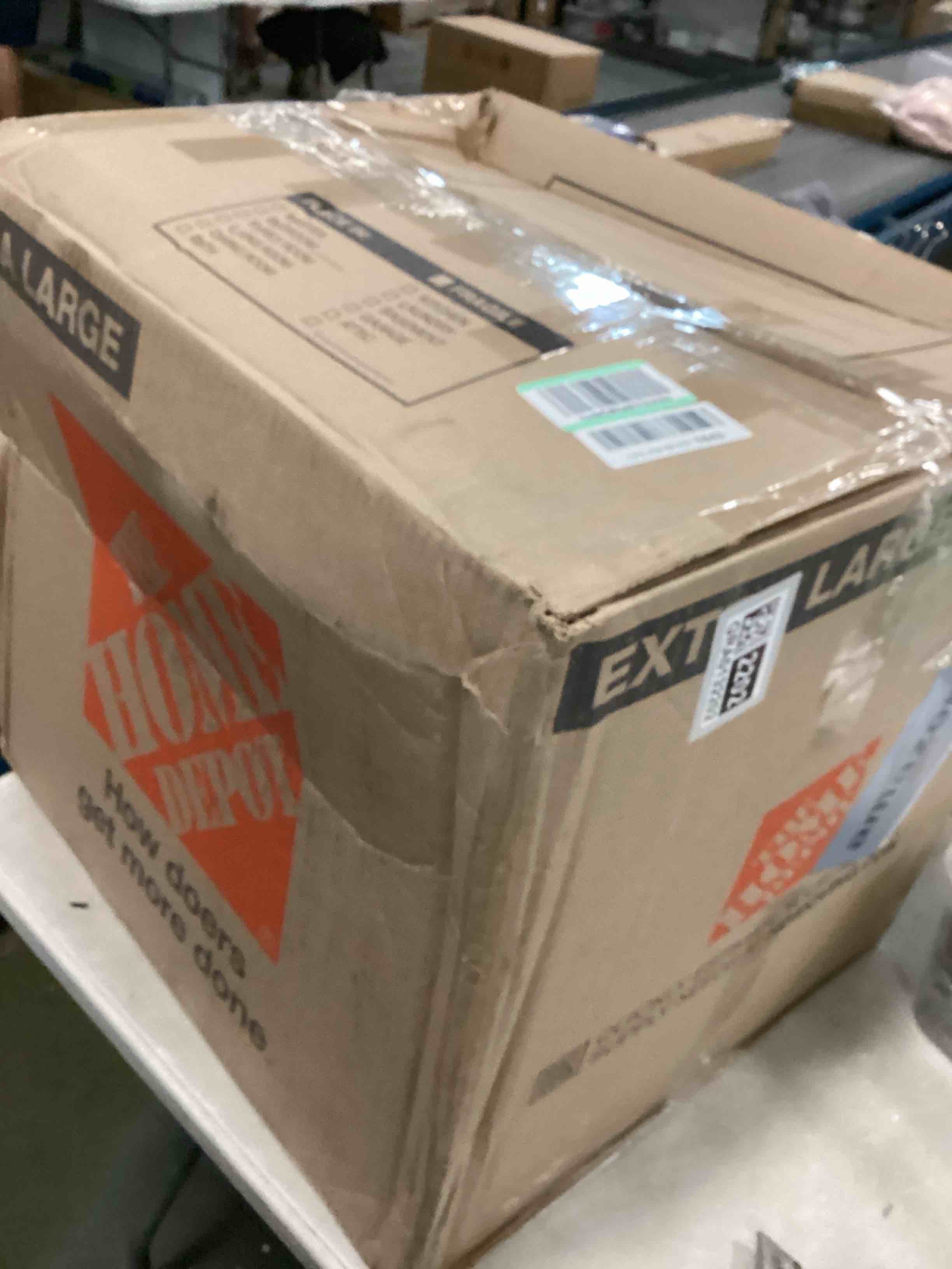 https://s3.amazonaws.com/lotting-images-prod/bidfta/GRA0132202_1729007894943.jpeg