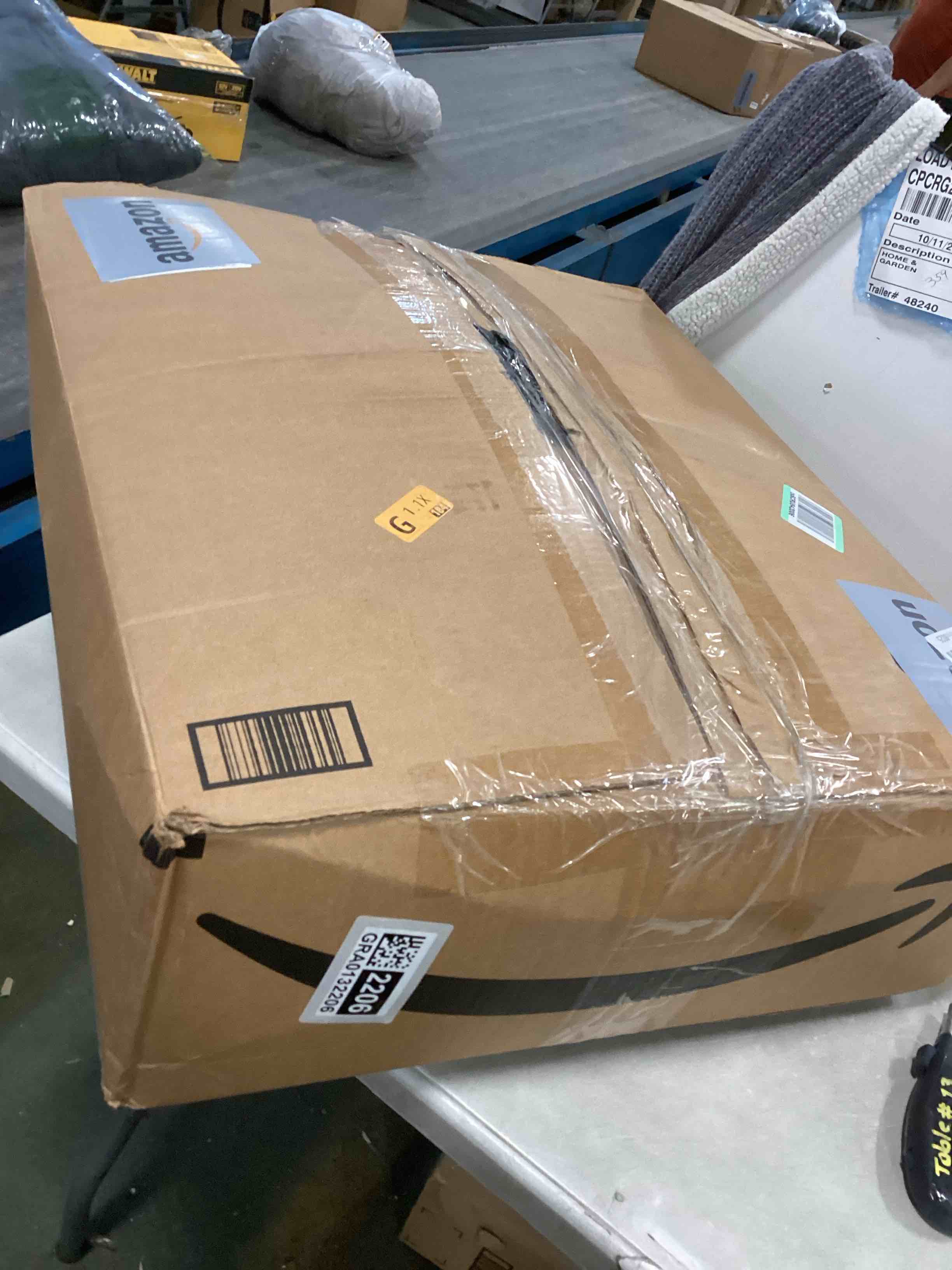 https://s3.amazonaws.com/lotting-images-prod/bidfta/GRA0132206_1729007590549.jpeg