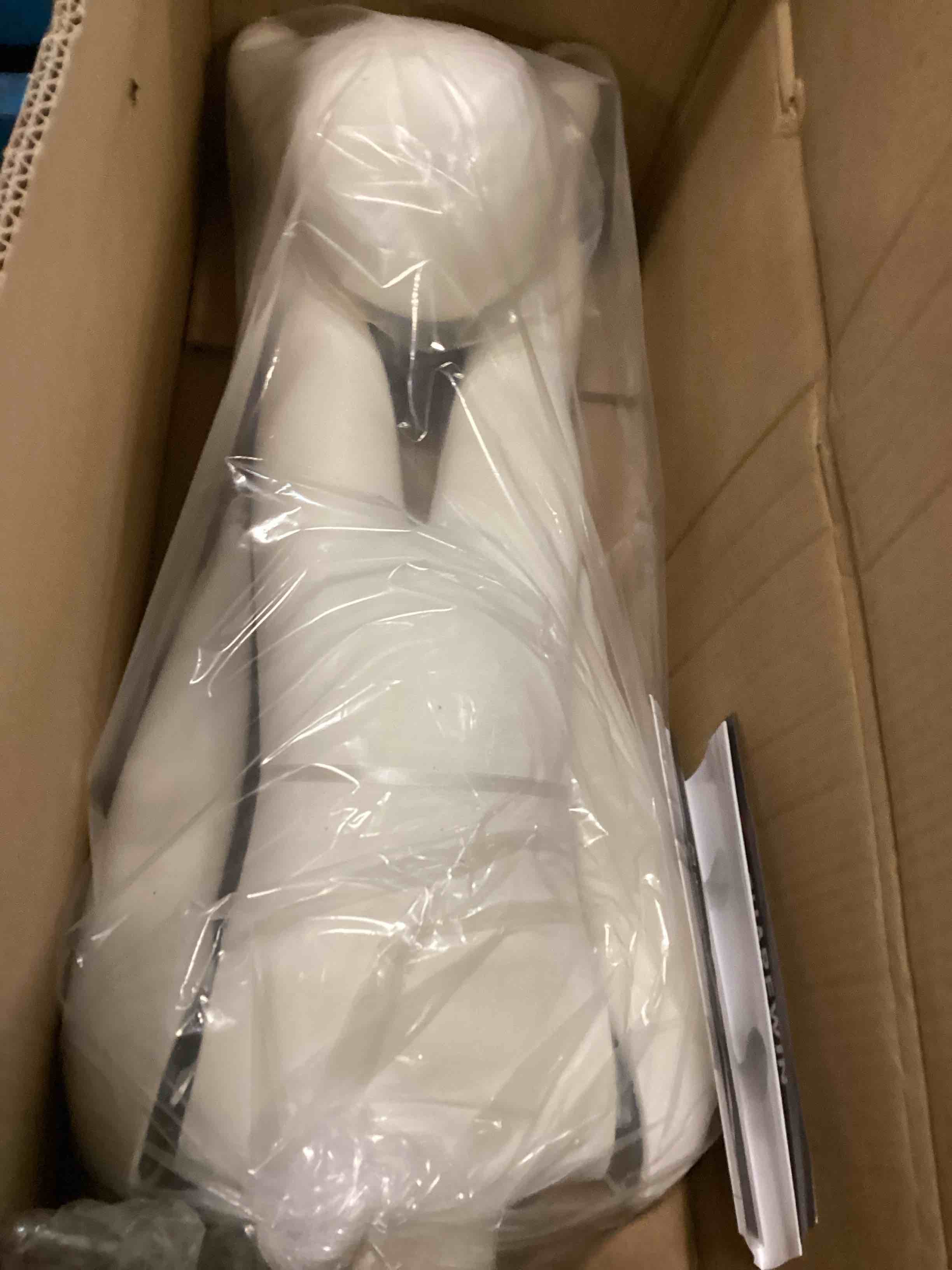 https://s3.amazonaws.com/lotting-images-prod/bidfta/GRA0132333_1728992855794.jpeg
