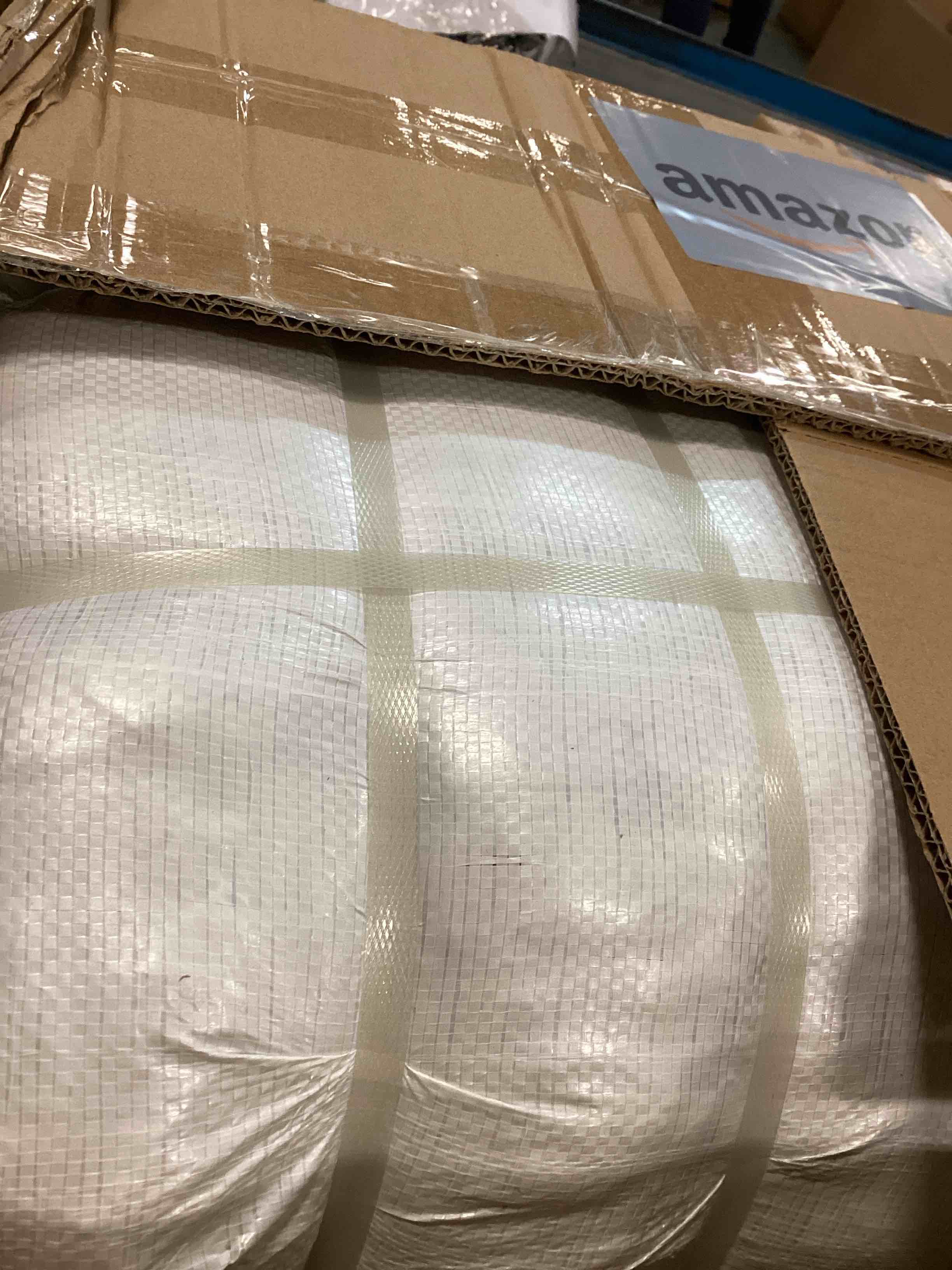 https://s3.amazonaws.com/lotting-images-prod/bidfta/GRA0133616_1728359855723.jpeg