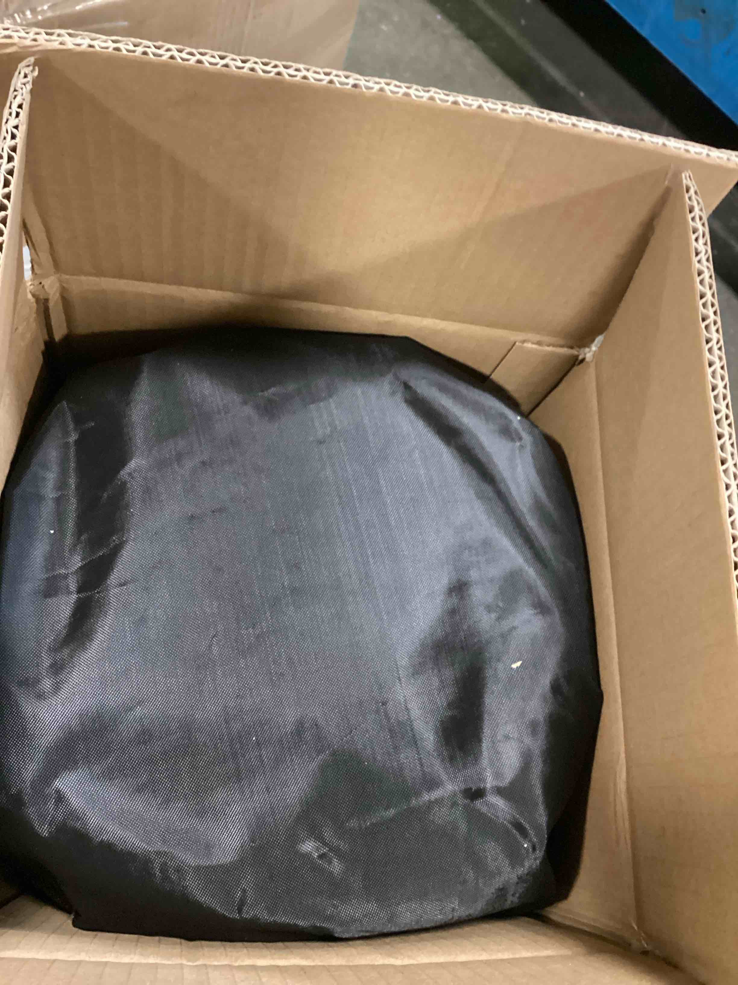 https://s3.amazonaws.com/lotting-images-prod/bidfta/GRA0133617_1728359748189.jpeg
