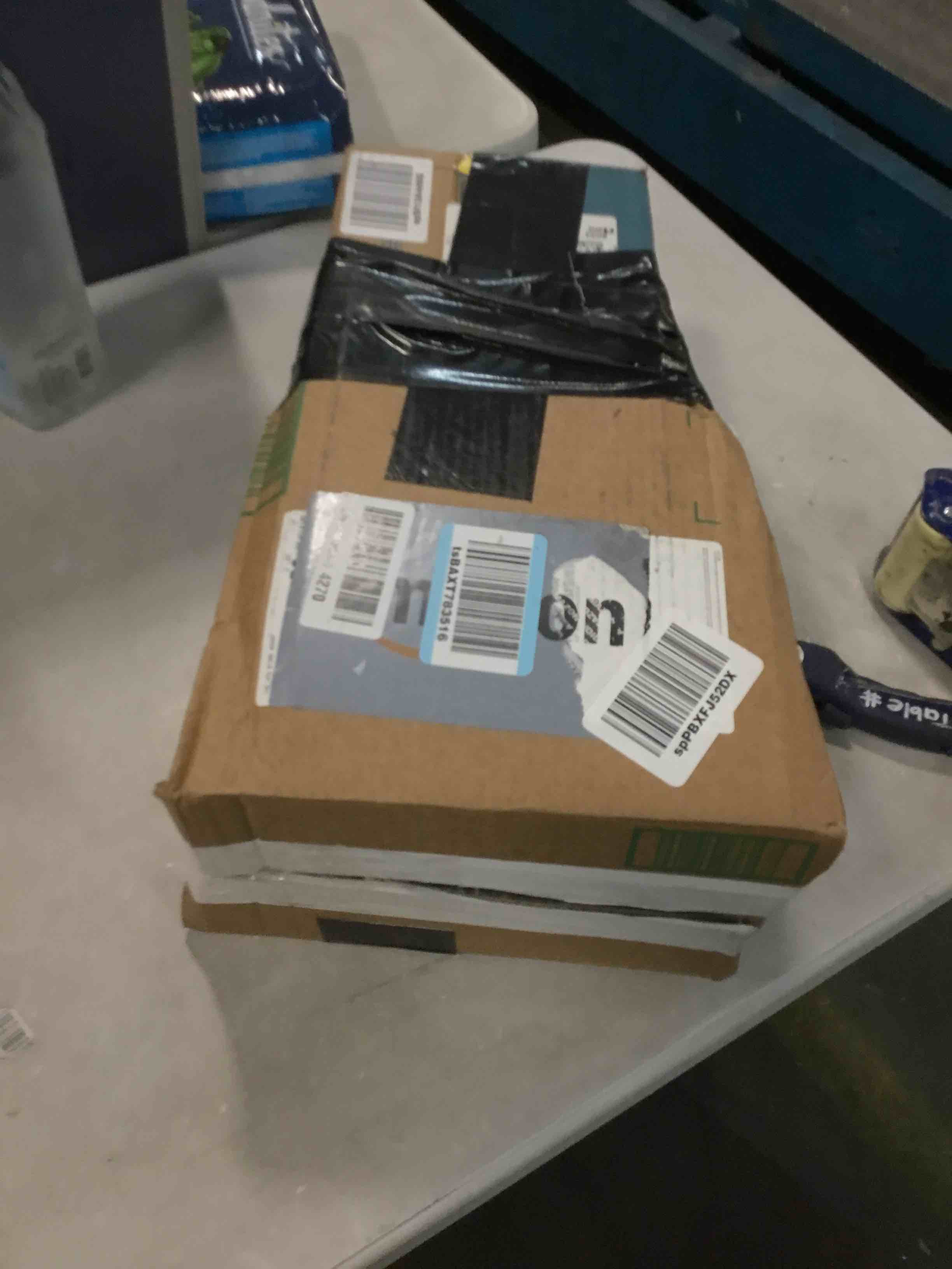 https://s3.amazonaws.com/lotting-images-prod/bidfta/GRA0134659_1727451856000.jpeg
