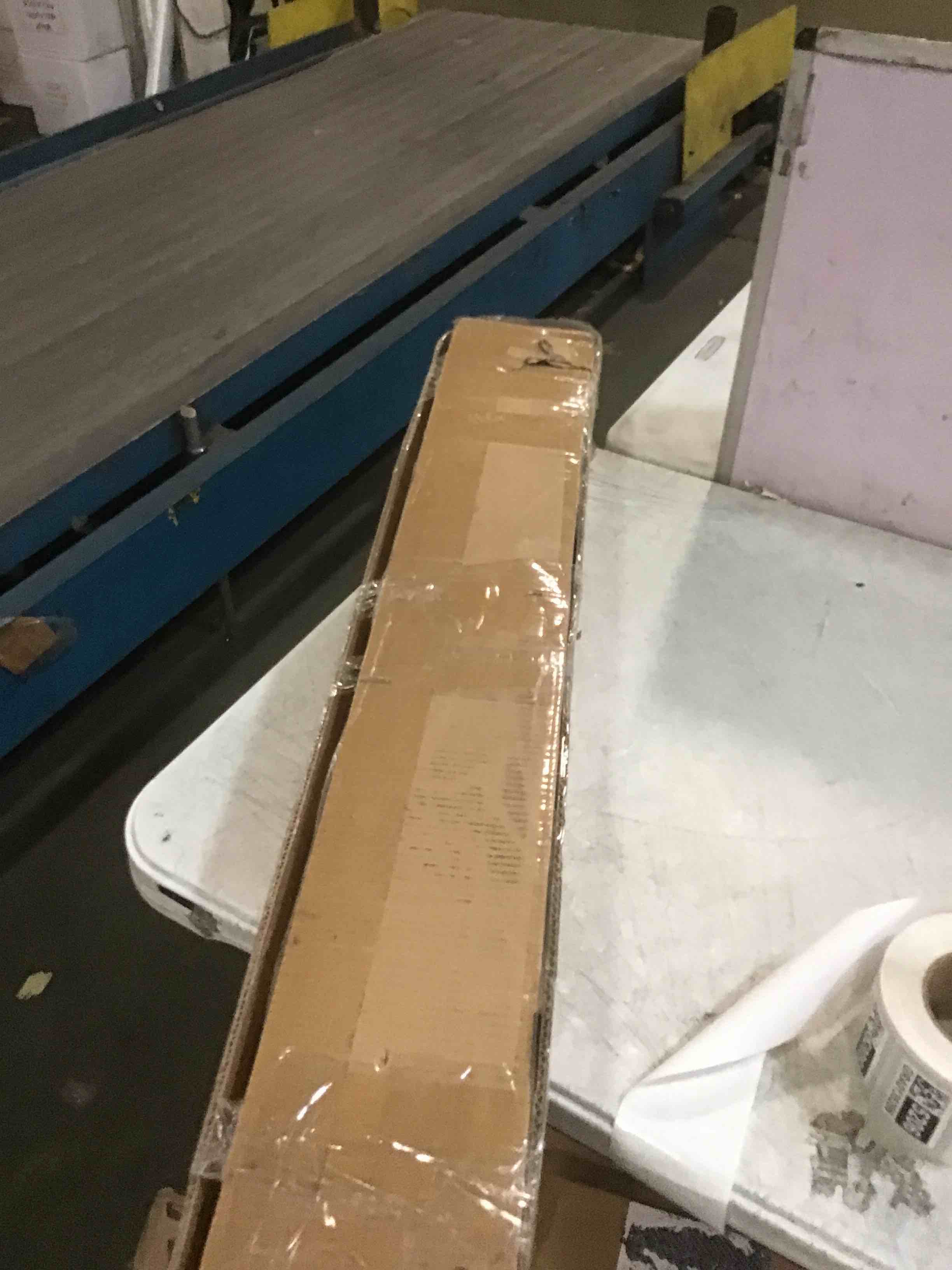 https://s3.amazonaws.com/lotting-images-prod/bidfta/GRA0135206_1727189388420.jpeg